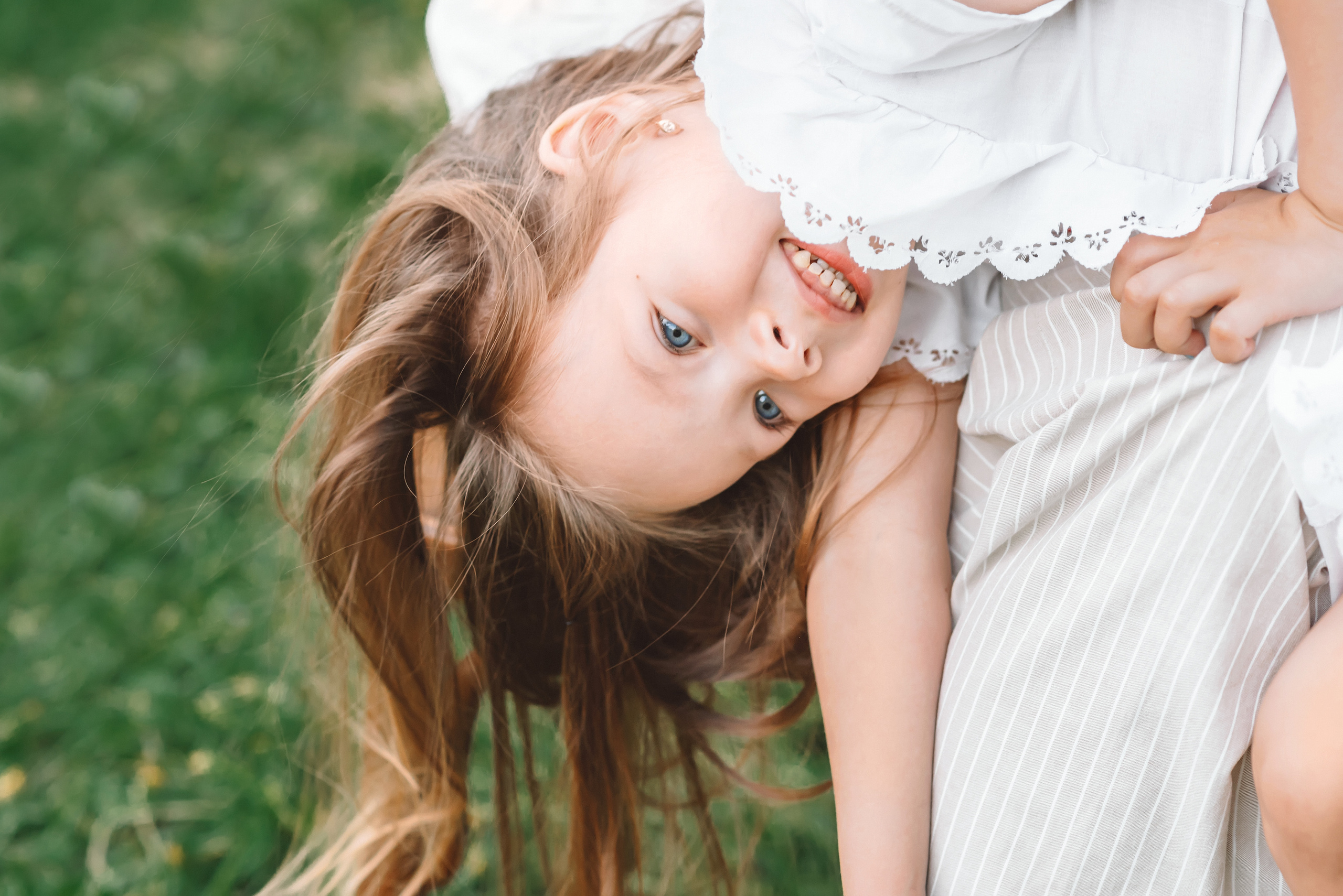 Май. Зиля, Юра и Алиса. Церковный фотограф на Таинство Крещения и Венчания в Оренбурге и Оренбургской области Екатерина Белкина