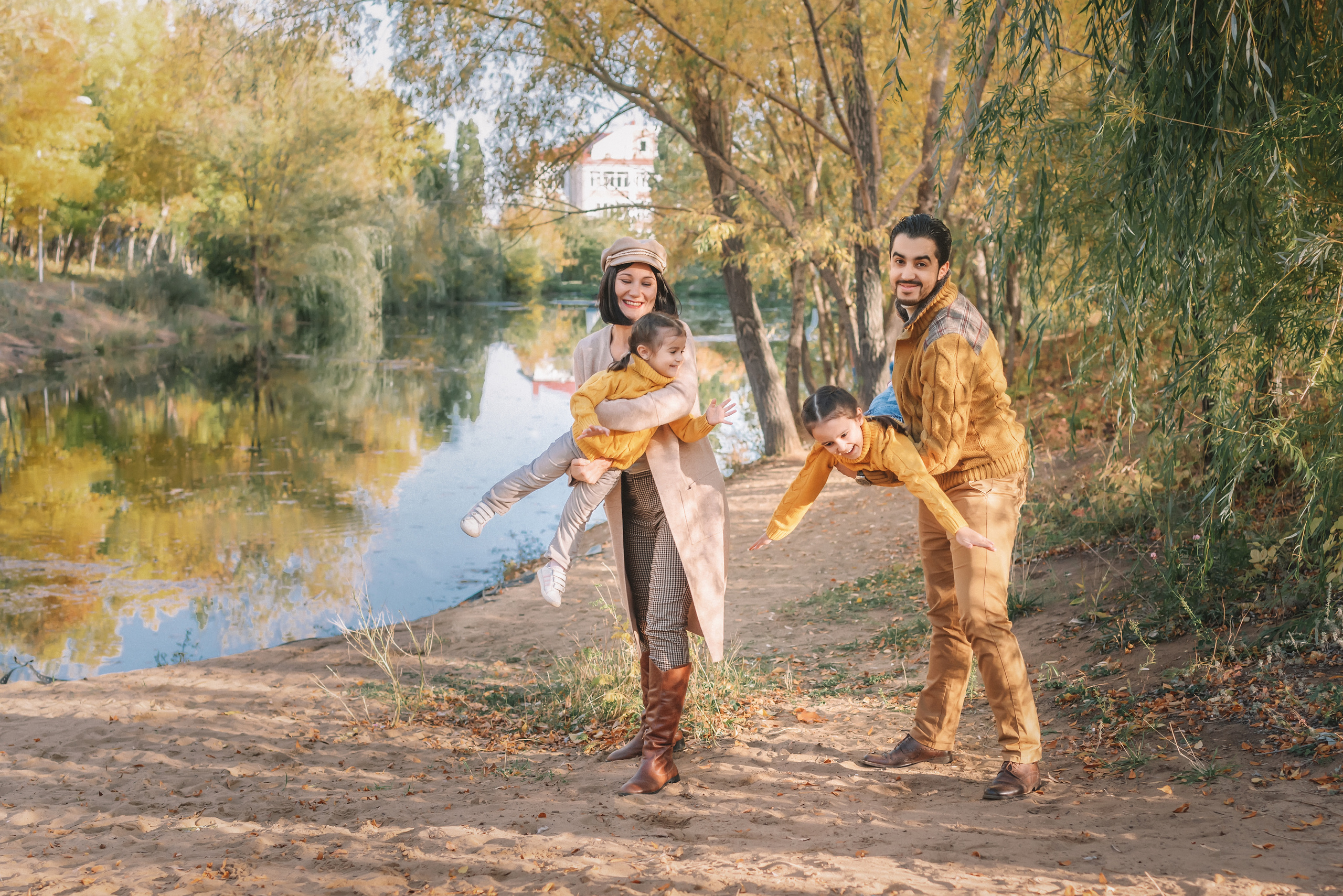 Осенняя прогулка. Церковный фотограф на Таинство Крещения и Венчания в Оренбурге и Оренбургской области Екатерина Белкина