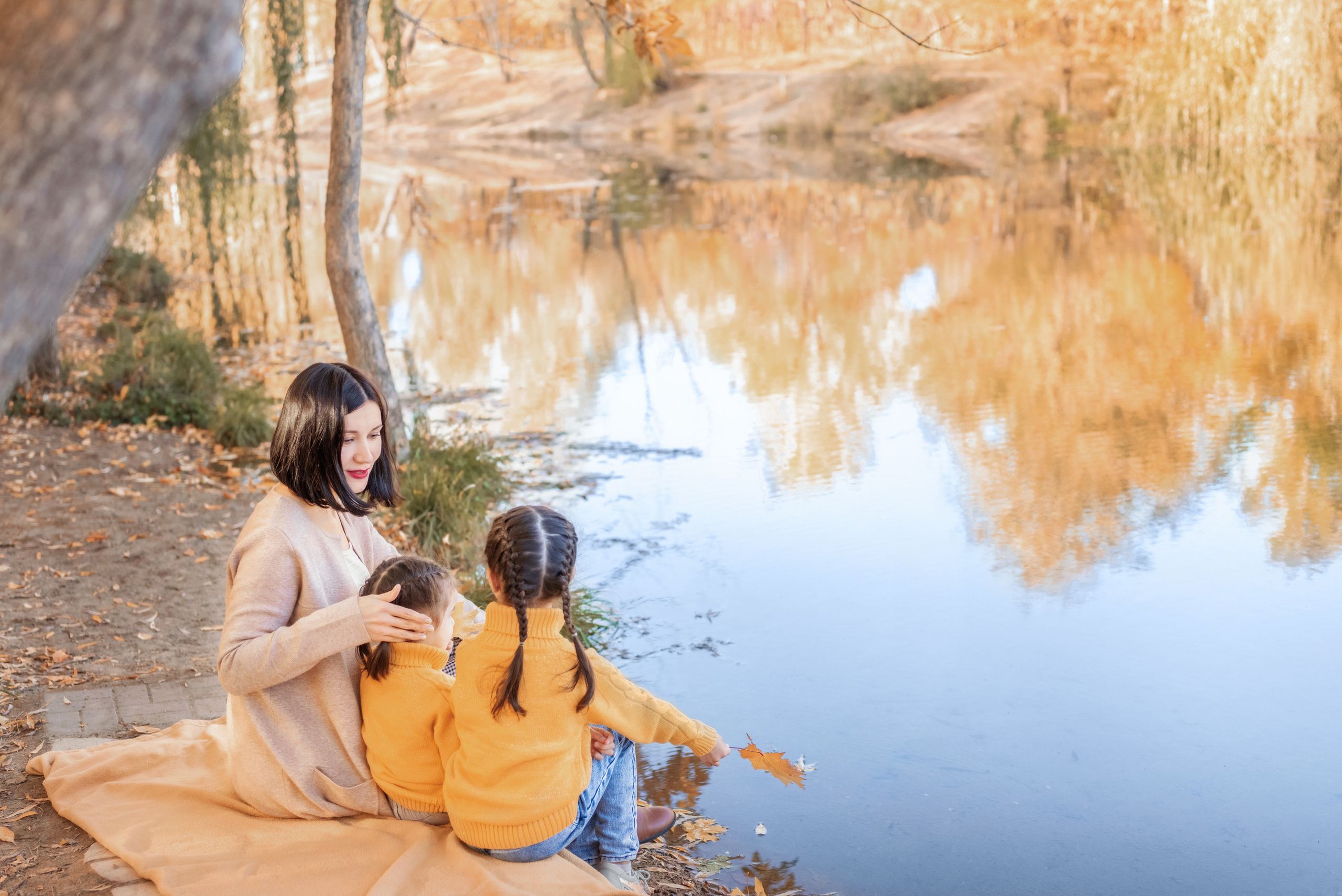 Осенняя прогулка. Церковный фотограф на Таинство Крещения и Венчания в Оренбурге и Оренбургской области Екатерина Белкина