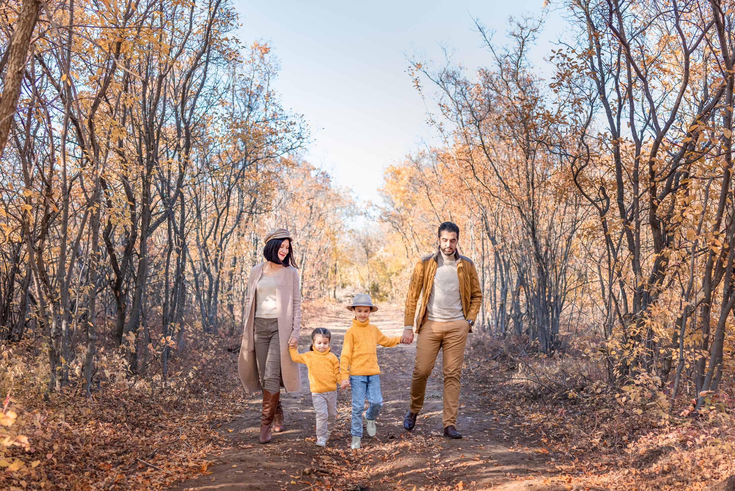 Осенняя прогулка. Церковный фотограф на Таинство Крещения и Венчания в Оренбурге и Оренбургской области Екатерина Белкина