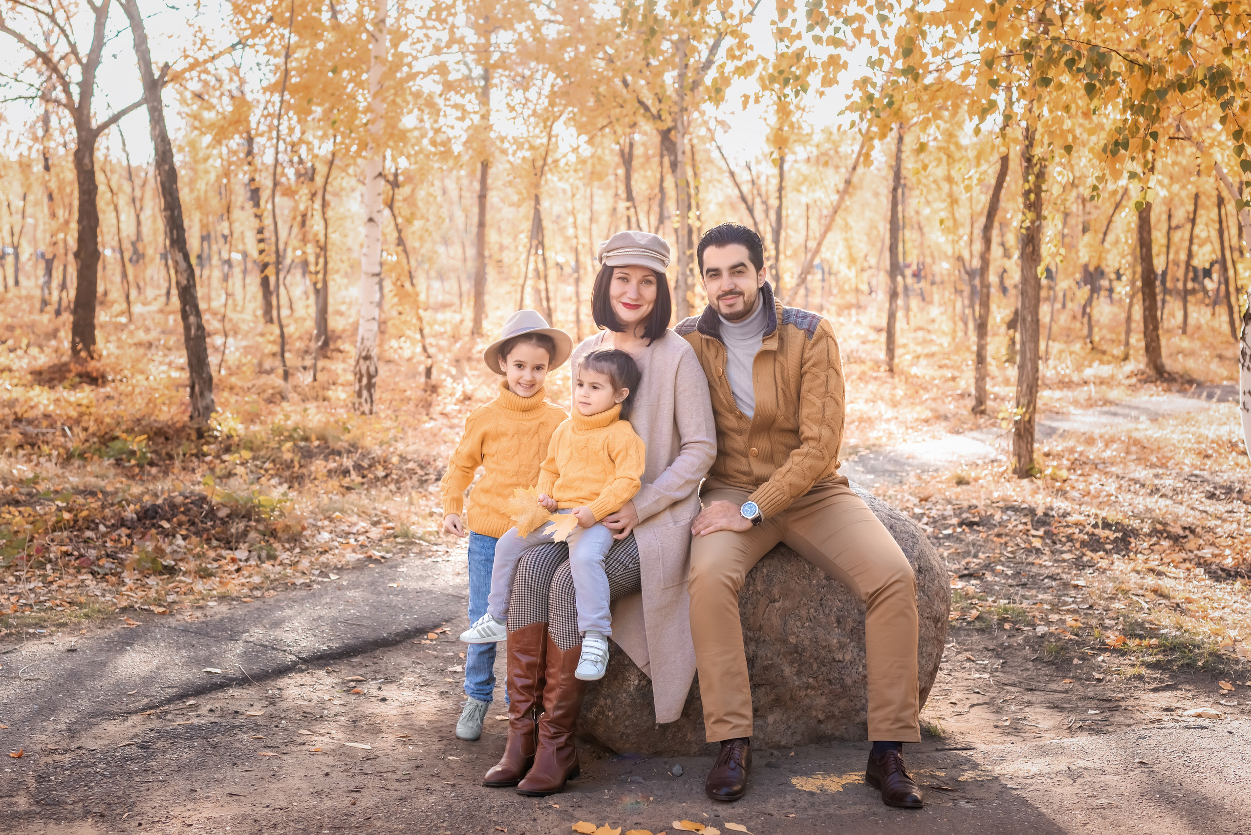 Осенняя прогулка. Церковный фотограф на Таинство Крещения и Венчания в Оренбурге и Оренбургской области Екатерина Белкина