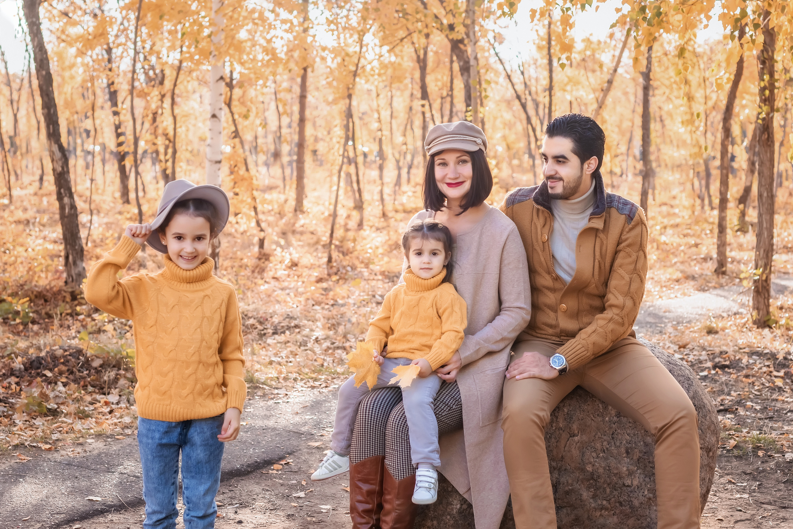 Осенняя прогулка. Церковный фотограф на Таинство Крещения и Венчания в Оренбурге и Оренбургской области Екатерина Белкина