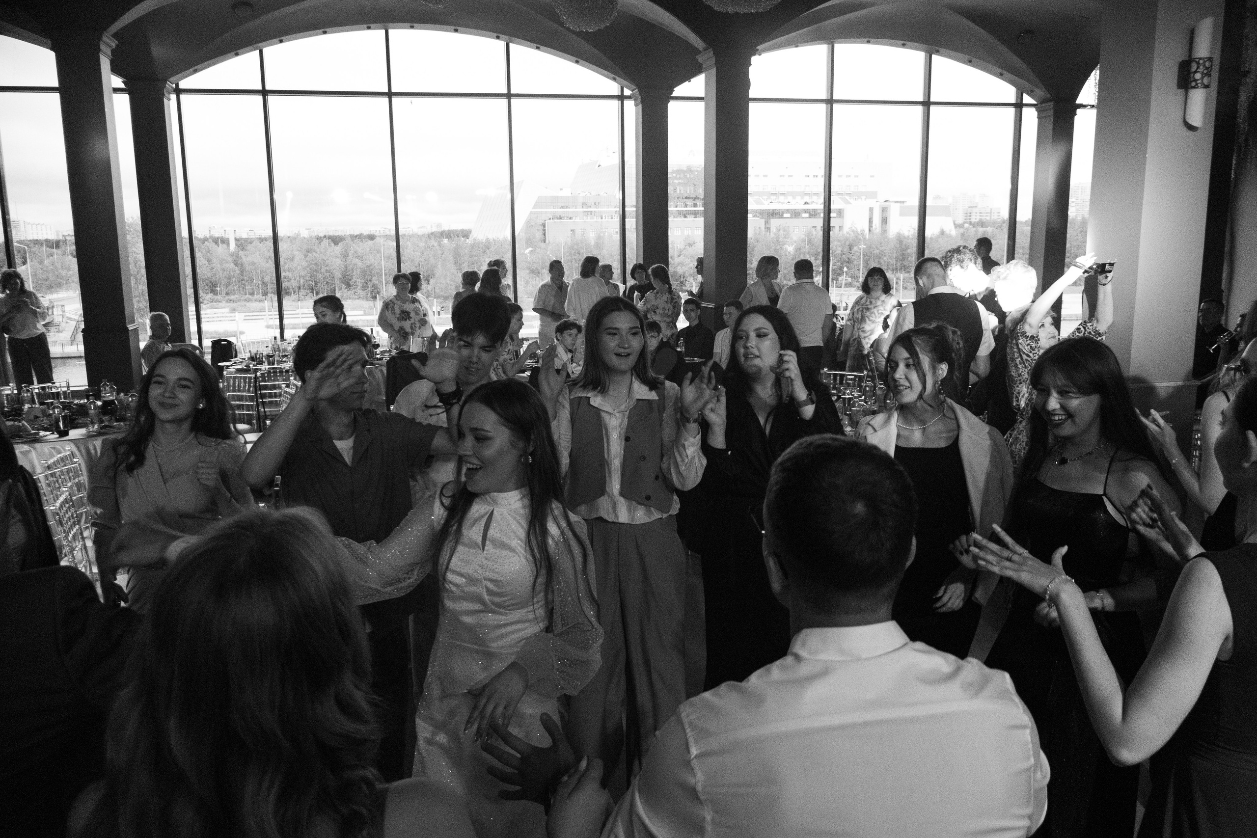 Выпускной в Винотеке. Свадебный и семейный фотограф в Сургуте и ХМАО Черепанова Наталья