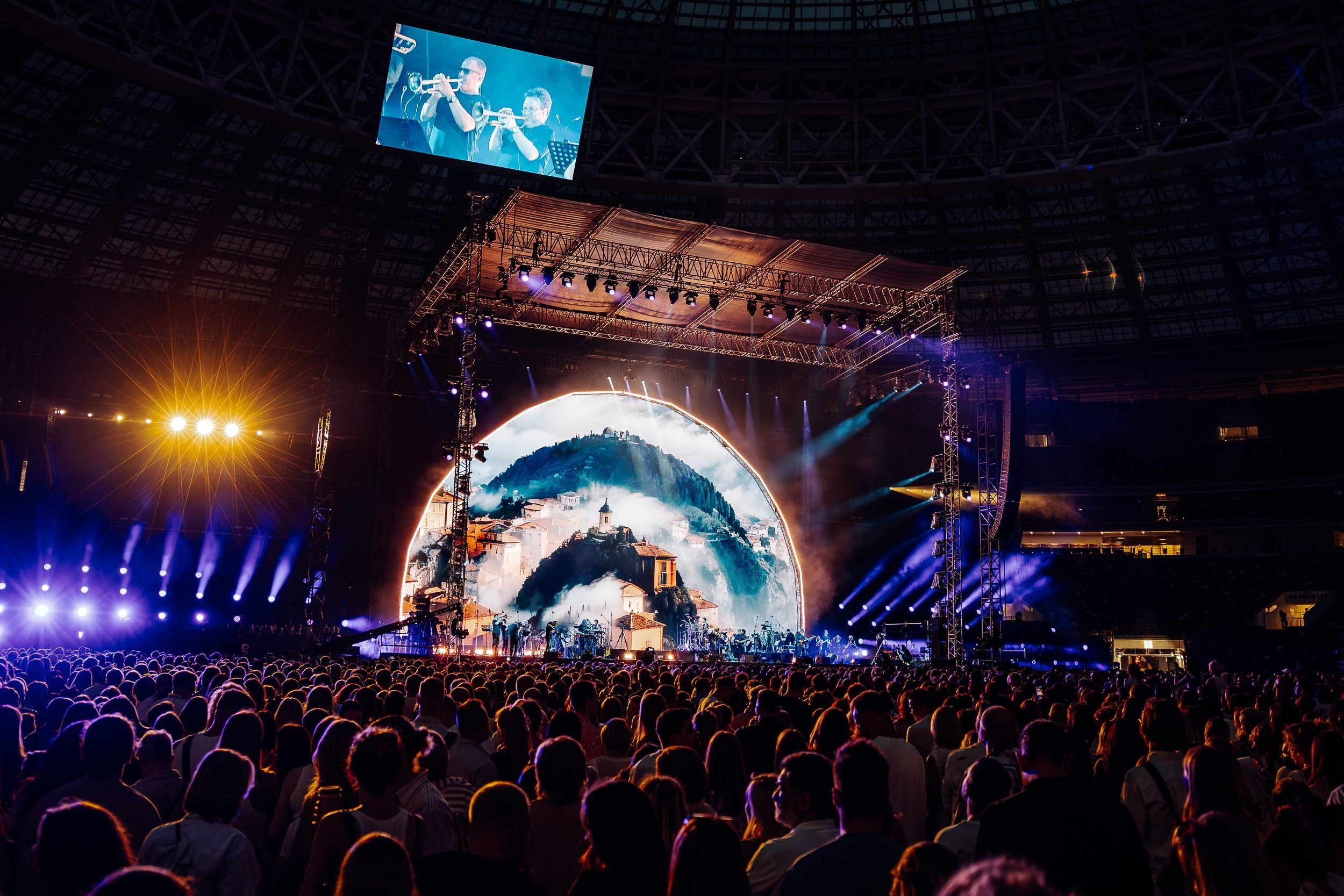 LEONID AGUTIN | MOSCOW | 2024. OOPS TEAM