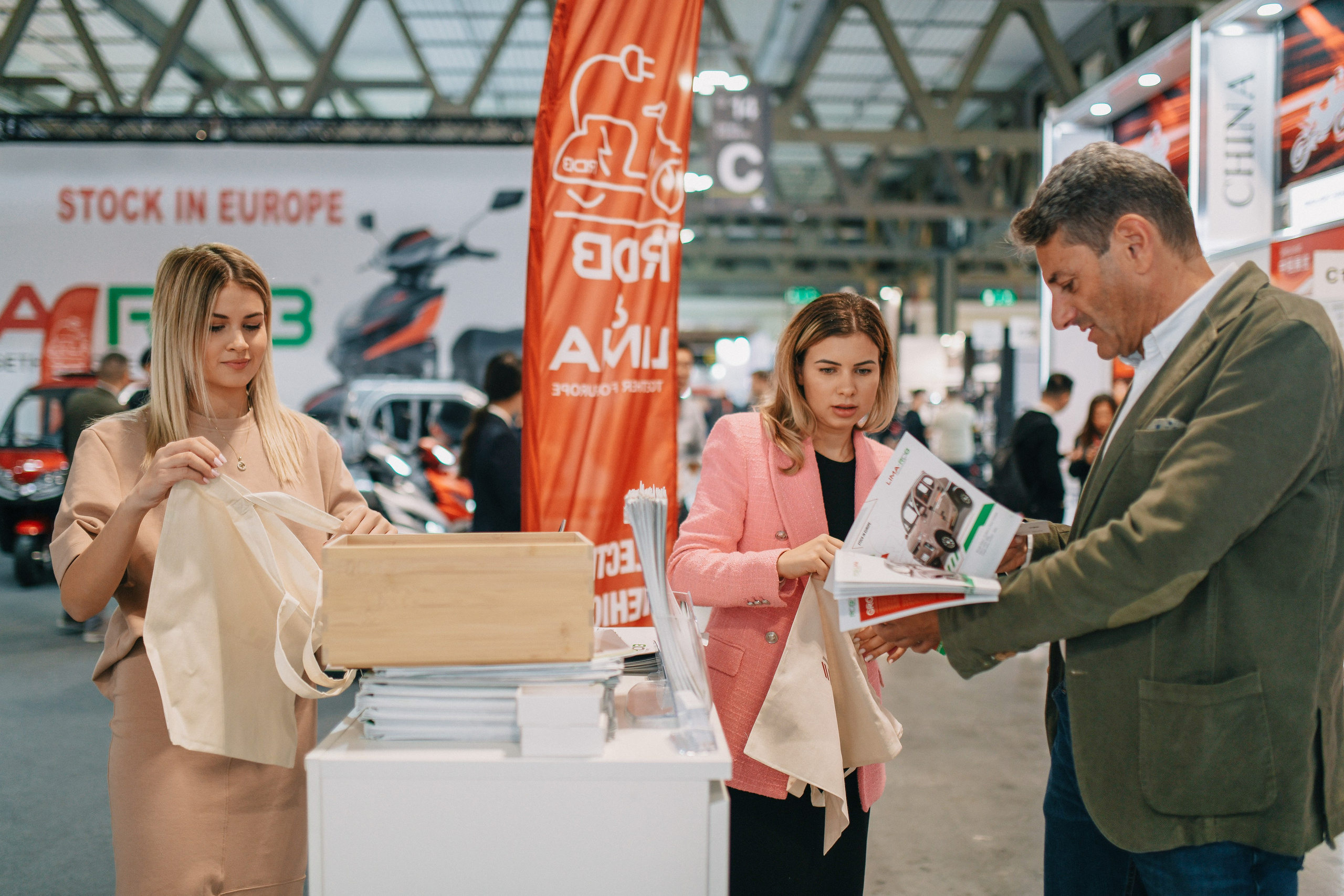 B2B выставка. Фотограф Василиса Гордеева