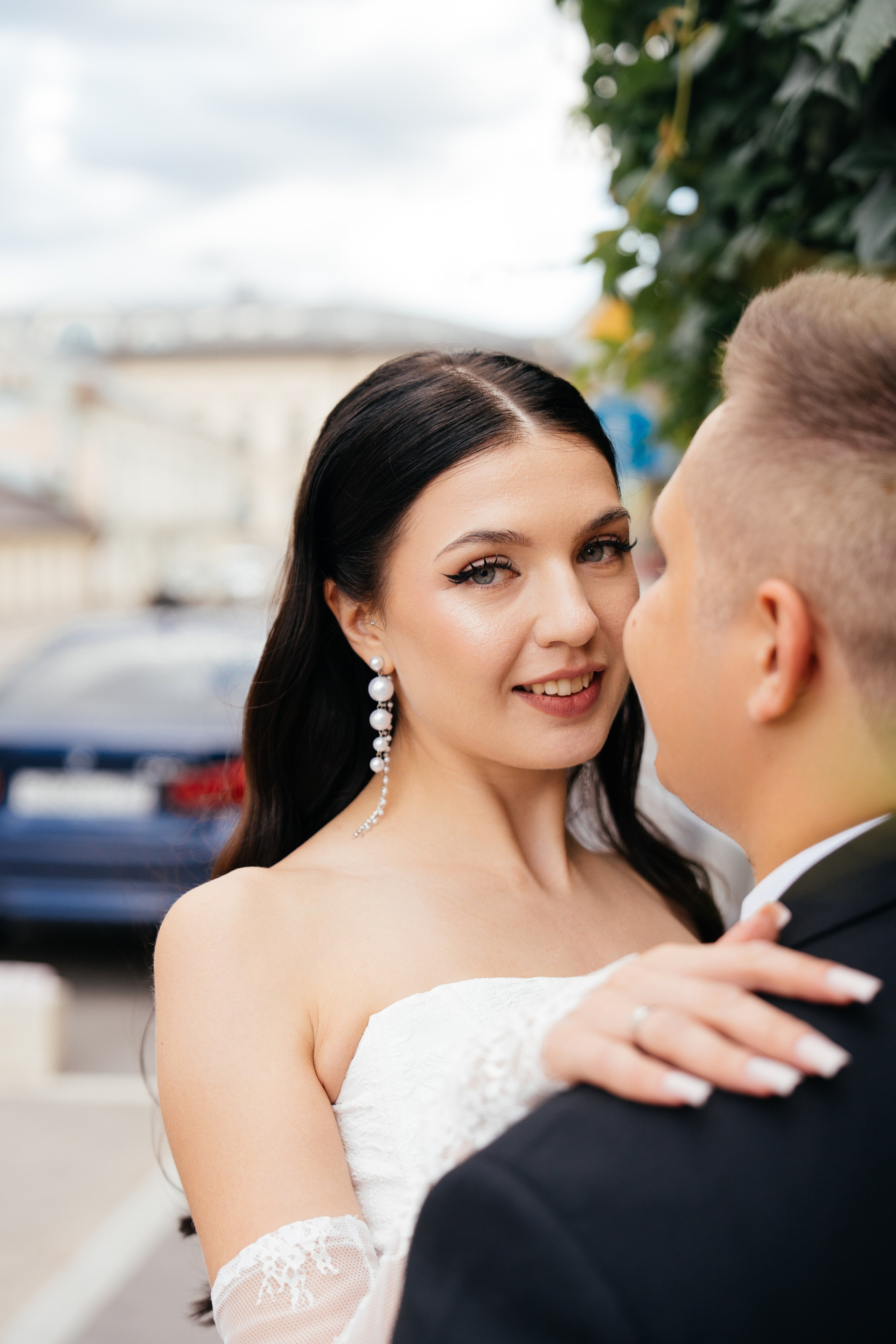 Свадебная фотосессия в Москве у высотки на Котельнической набережной. Свадебный фотограф в Москве Анна Полушина