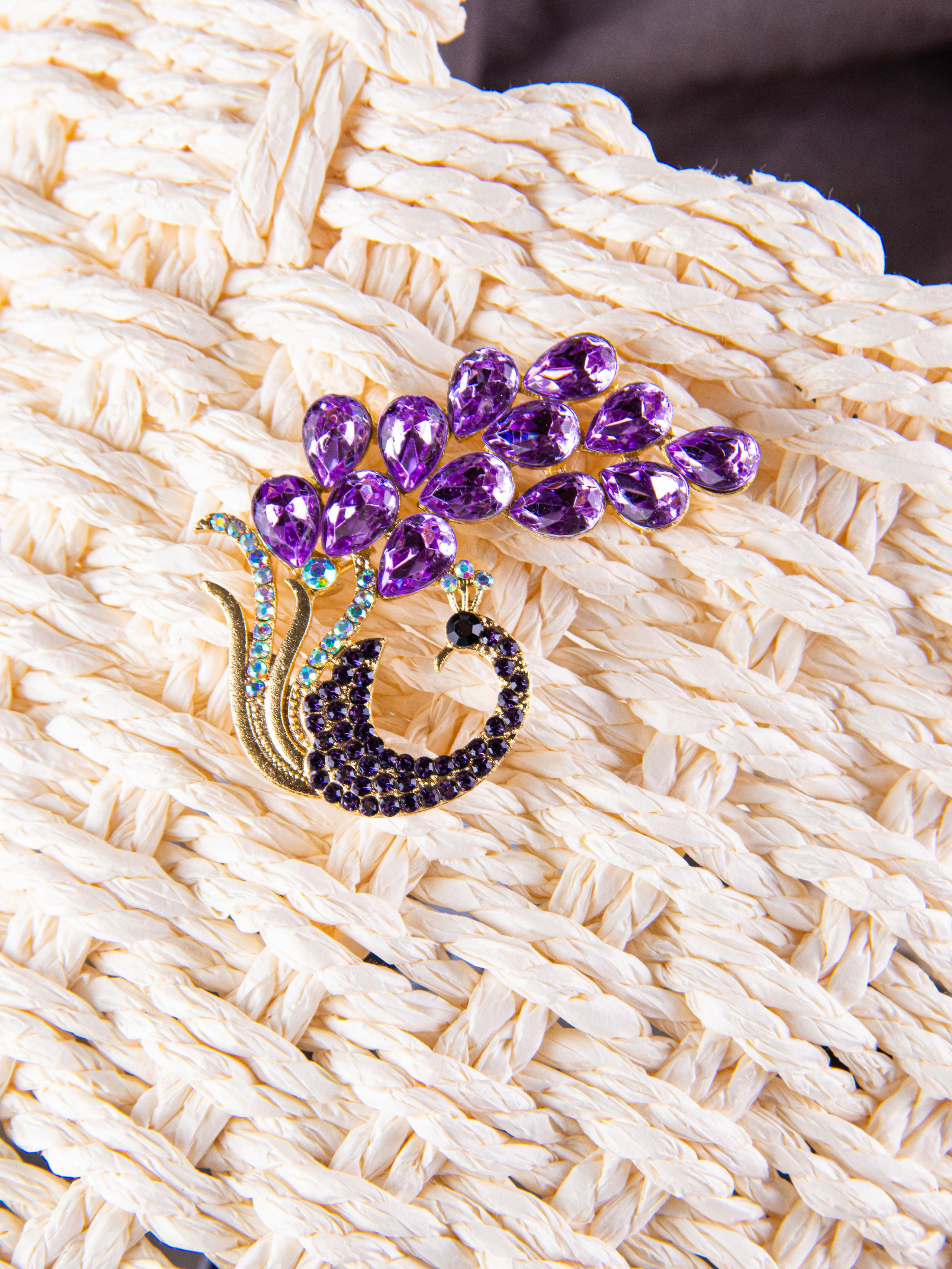 Брошь. «Матрица»