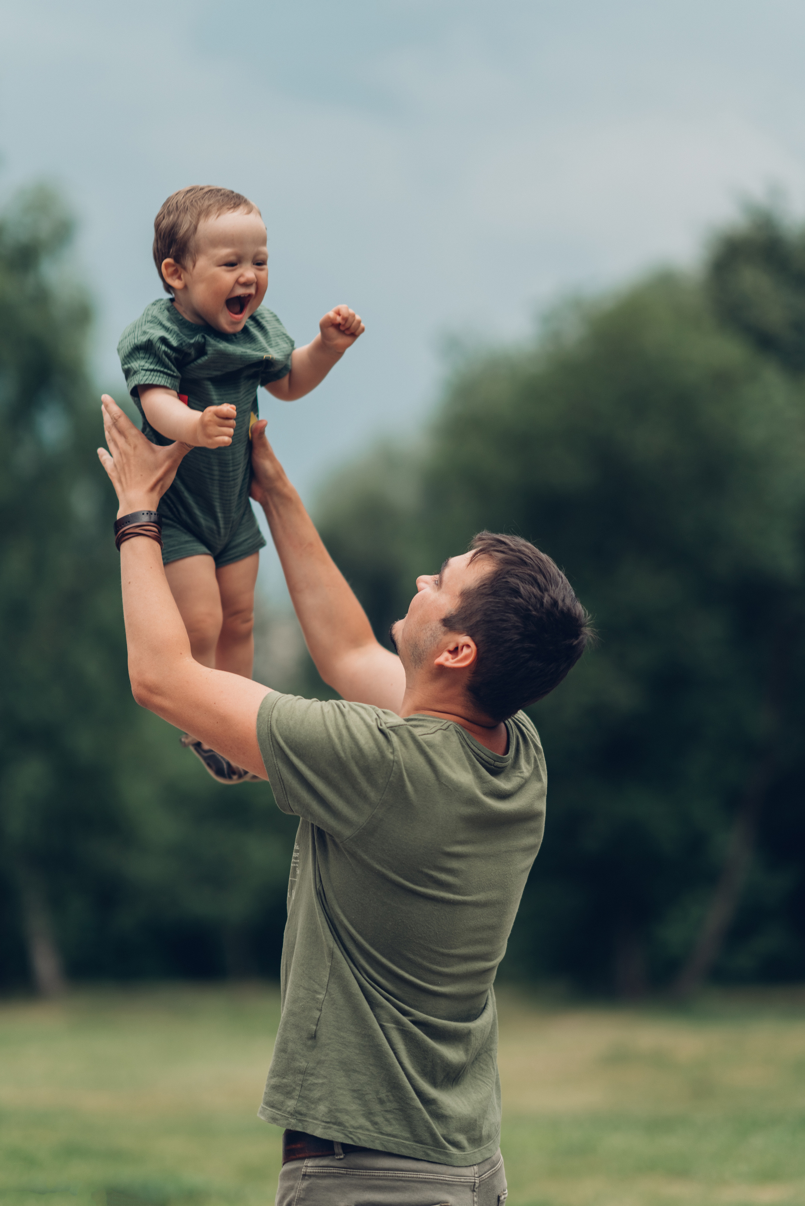 Дождливая история большого счастья. Профессиональный детский и семейный фотограф в Москве Диля Грошева