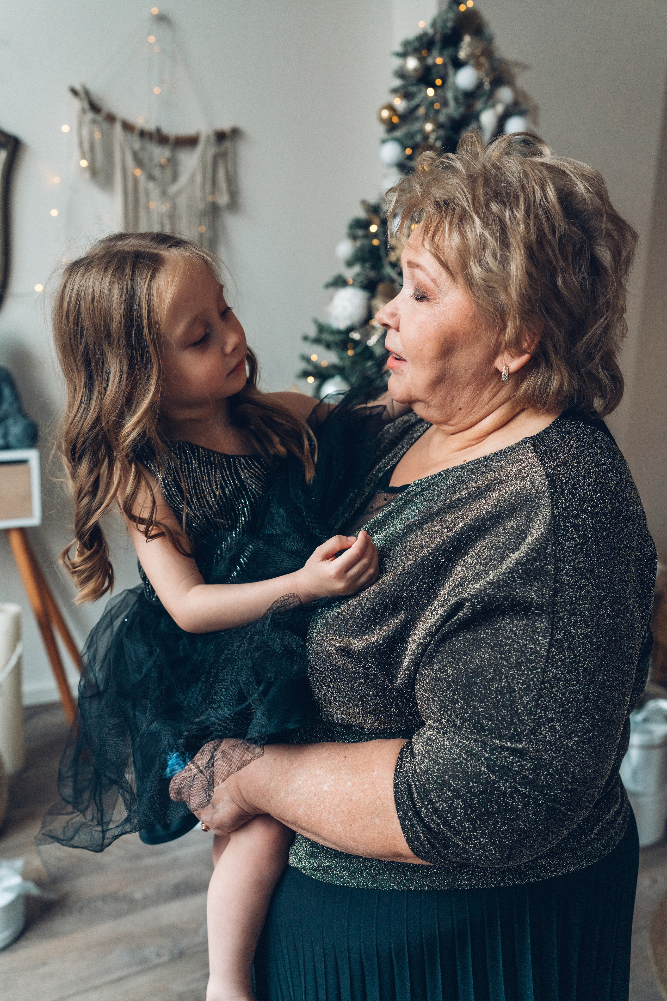 Бабуля с дедулей и внученька). Профессиональный детский и семейный фотограф в Москве Диля Грошева