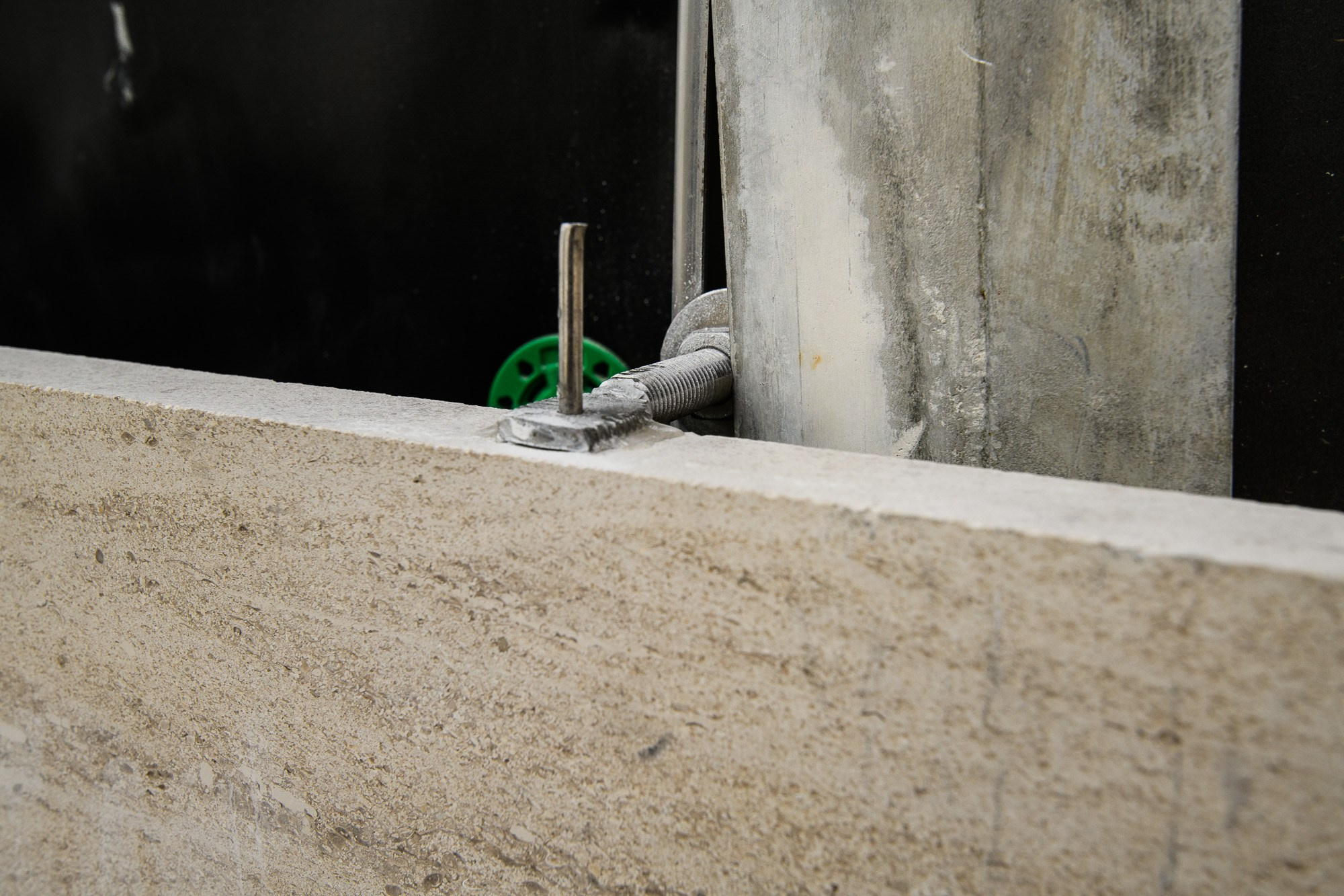 Облицовка фасадов здания камнем. Профессиональная фотосъемка. Ростов-на-Дону