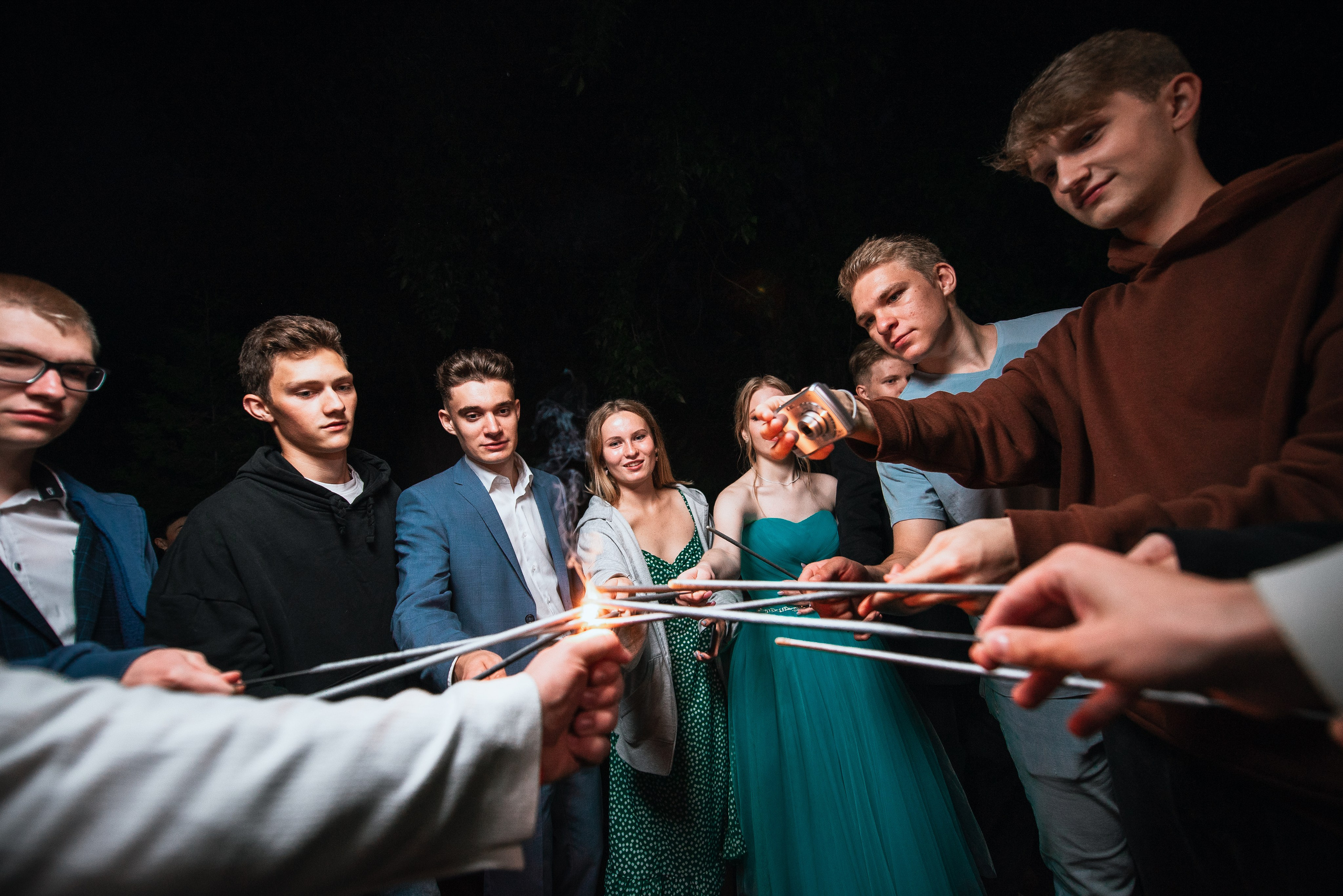 Выпускные школ. Свадебный и репортажный фотограф