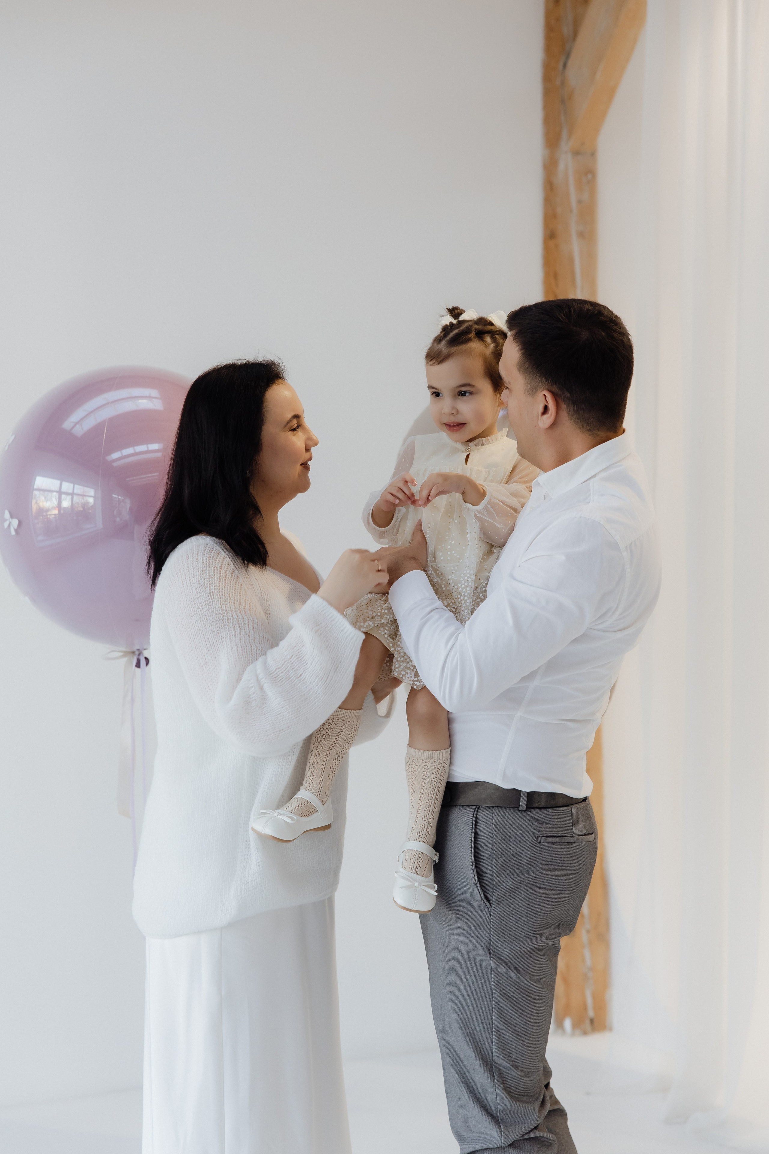 Николай, Зарина и Кира. Семейный и свадебный фотограф в Челябинске Мария Леонтьева