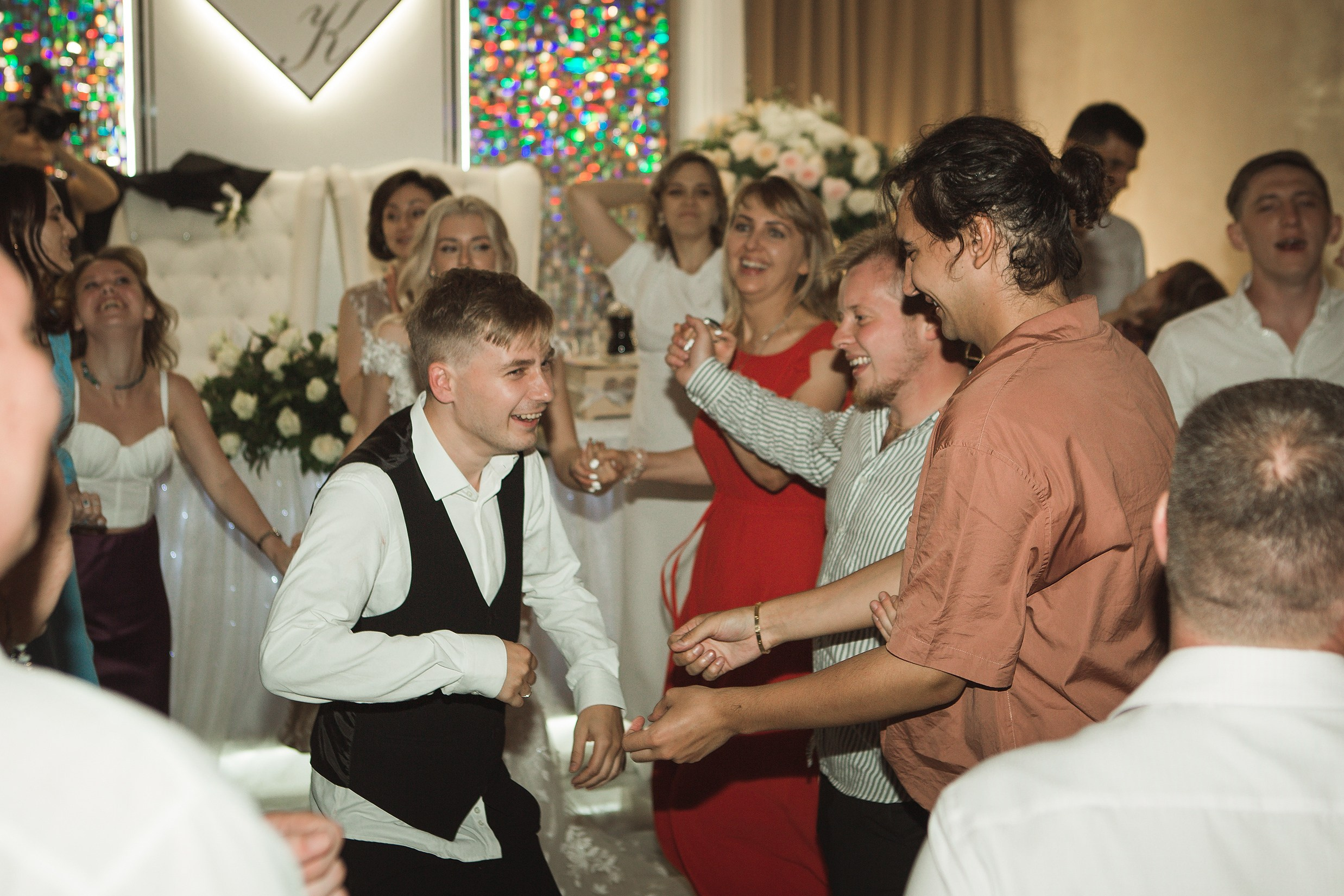 Свадьба с гостями. Свадебный и портретный фотограф Москва