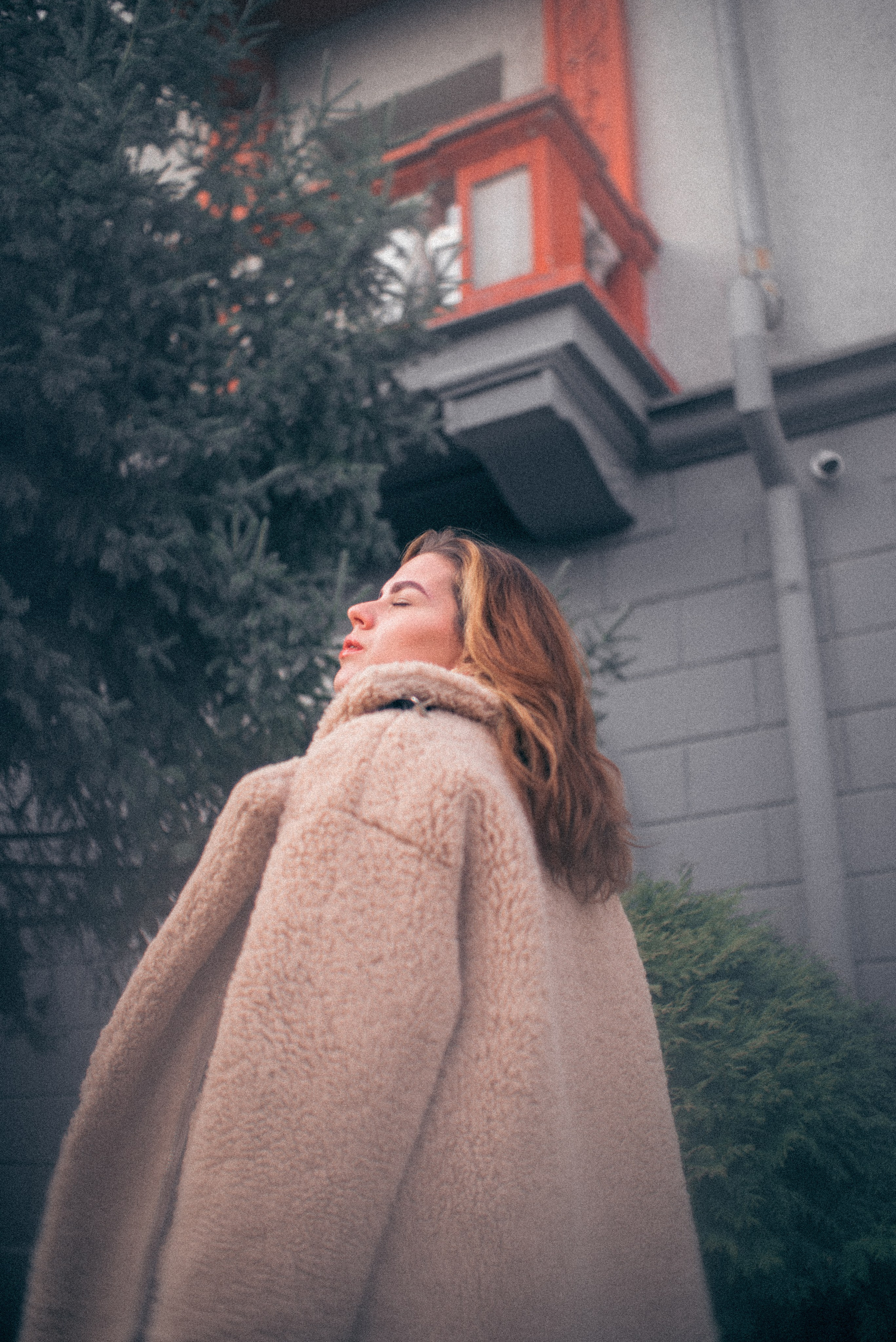 Маша, прогулочная съёмка. Фотограф в Новосибирске Полина Колмачевская