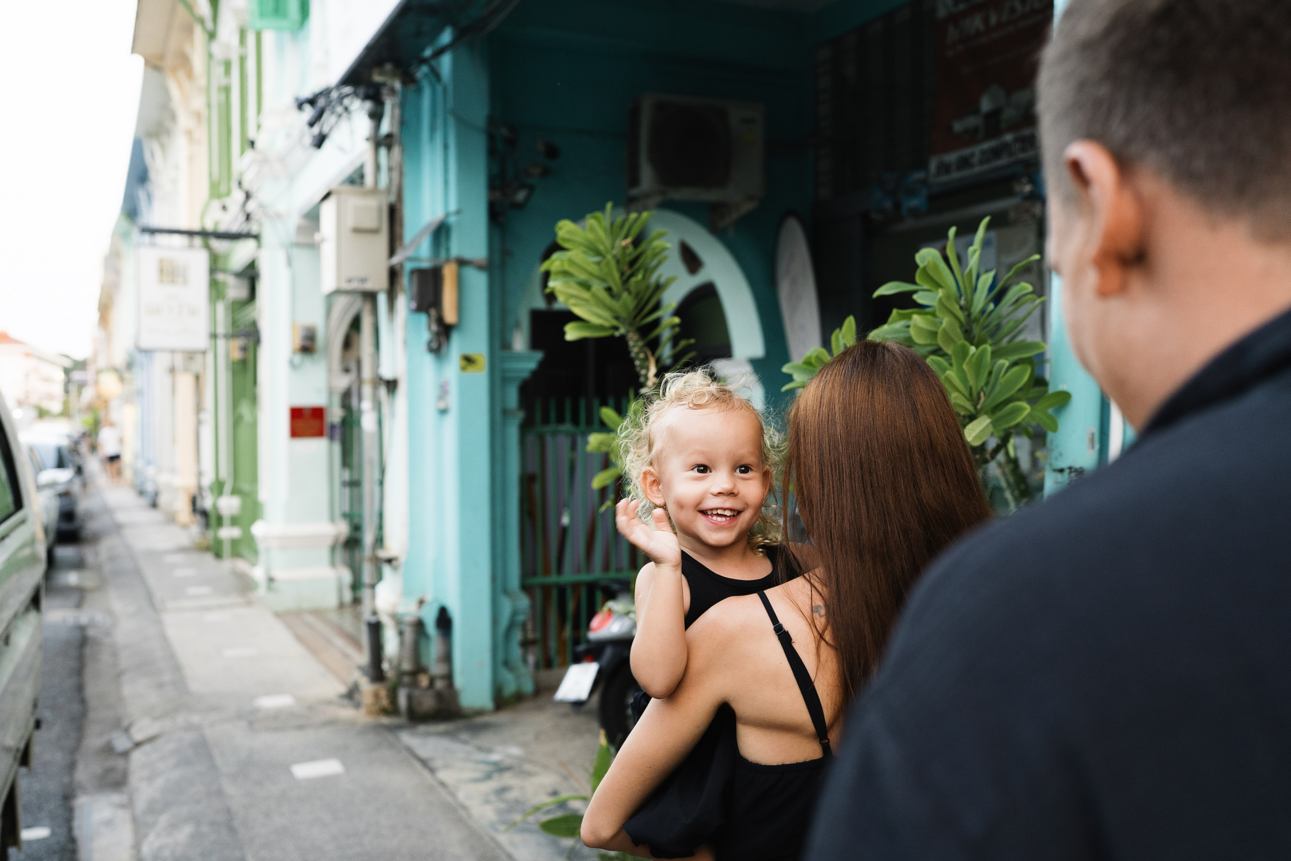 FAMILY FIRST. Photographer in Phuket Andrei Valiev