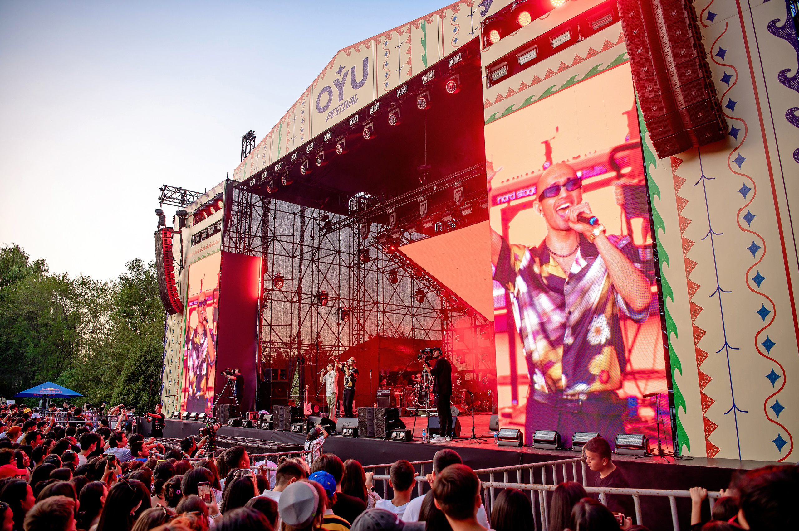 Концерты. Фестивали. Елена Северина фотограф, Алматы: репортаж (спорт, концерты, конференции), предметная и фуд-съёмка, портреты, каталоги, фэшн, ретушь