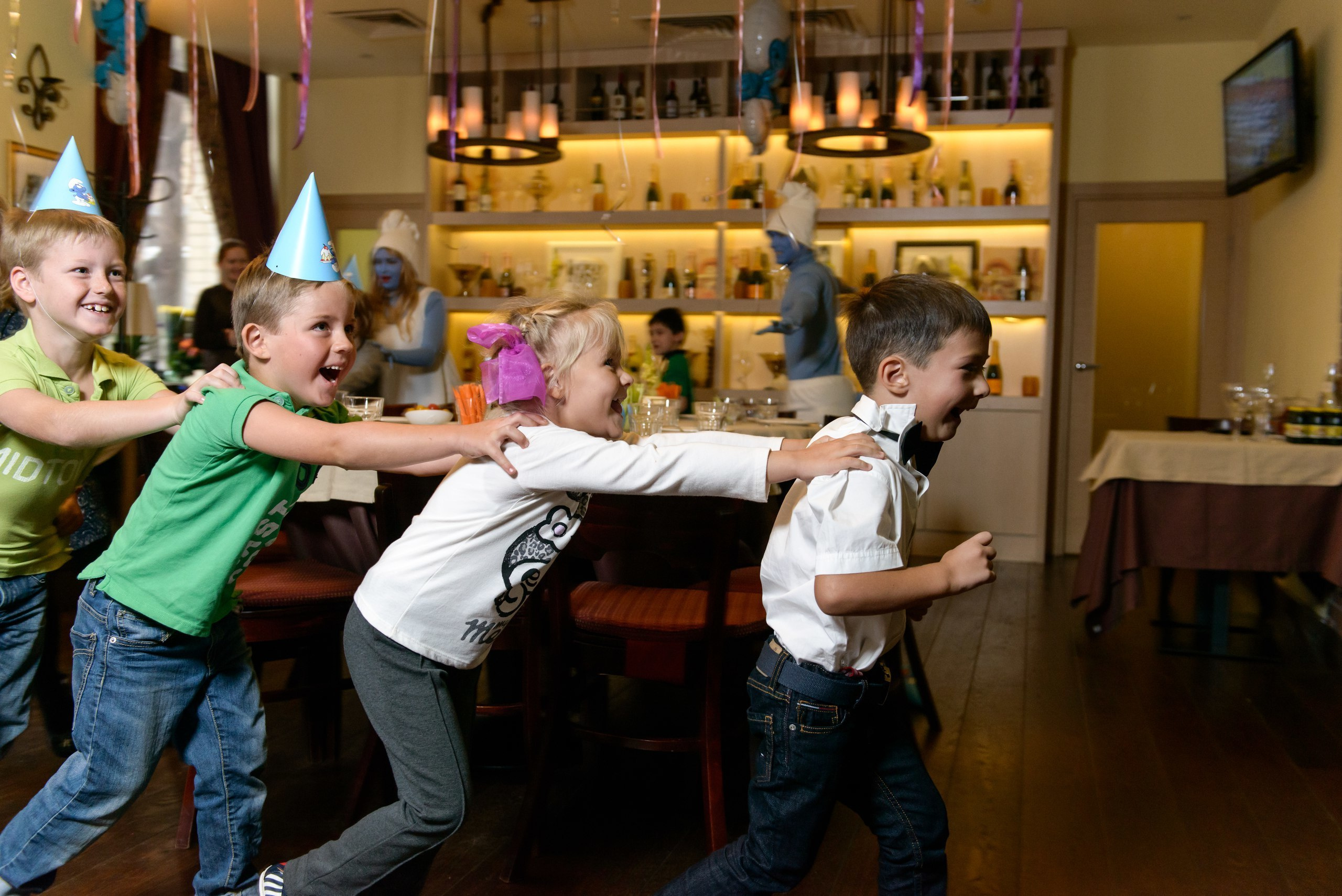 Профессиональные детские фотосессии в студии, фотосессии на детских пр. Свадебный фотограф Олег Шатохин  Москва и Московской область