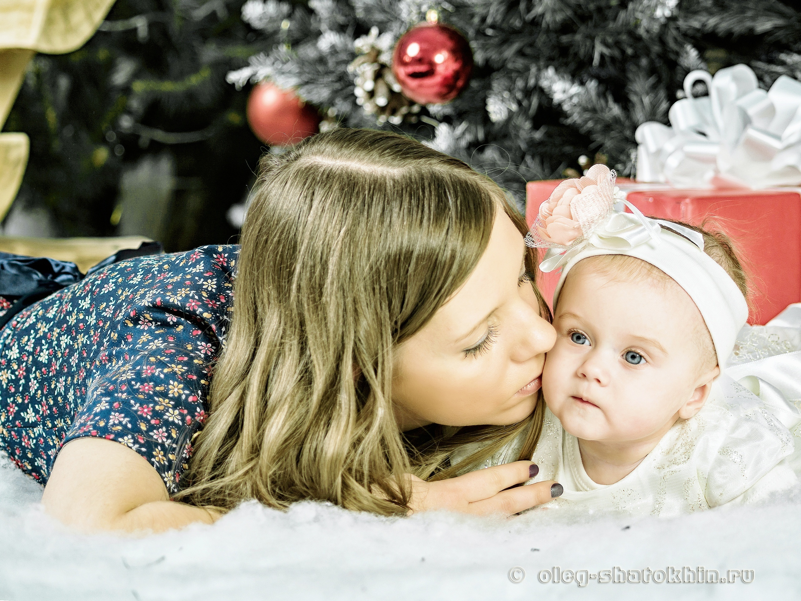 Профессиональные детские фотосессии в студии, фотосессии на детских пр. Свадебный фотограф Олег Шатохин  Москва и Московской область