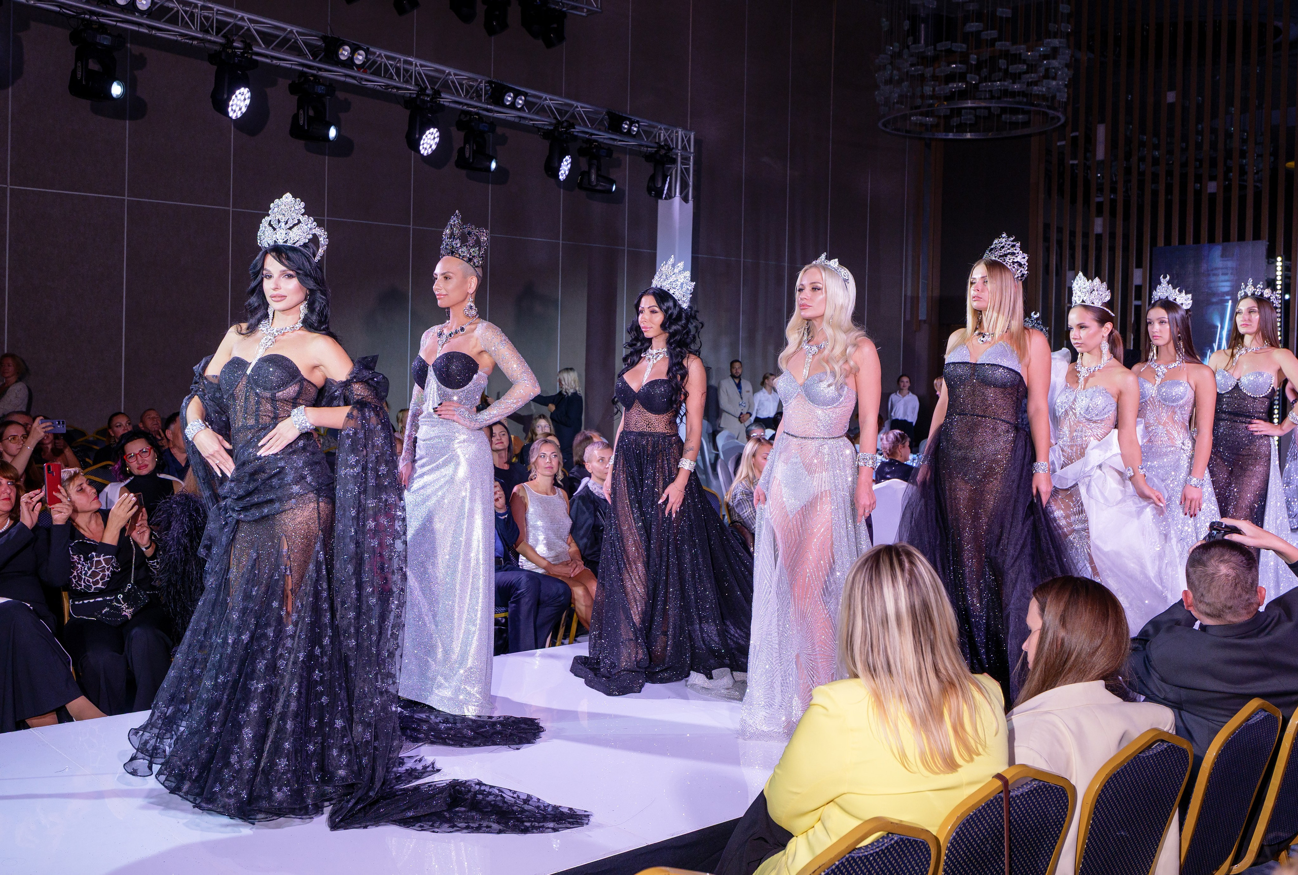 BITVA BRENDOV -модный показ. Сайт фотограф в Керчи Кислый Юрий