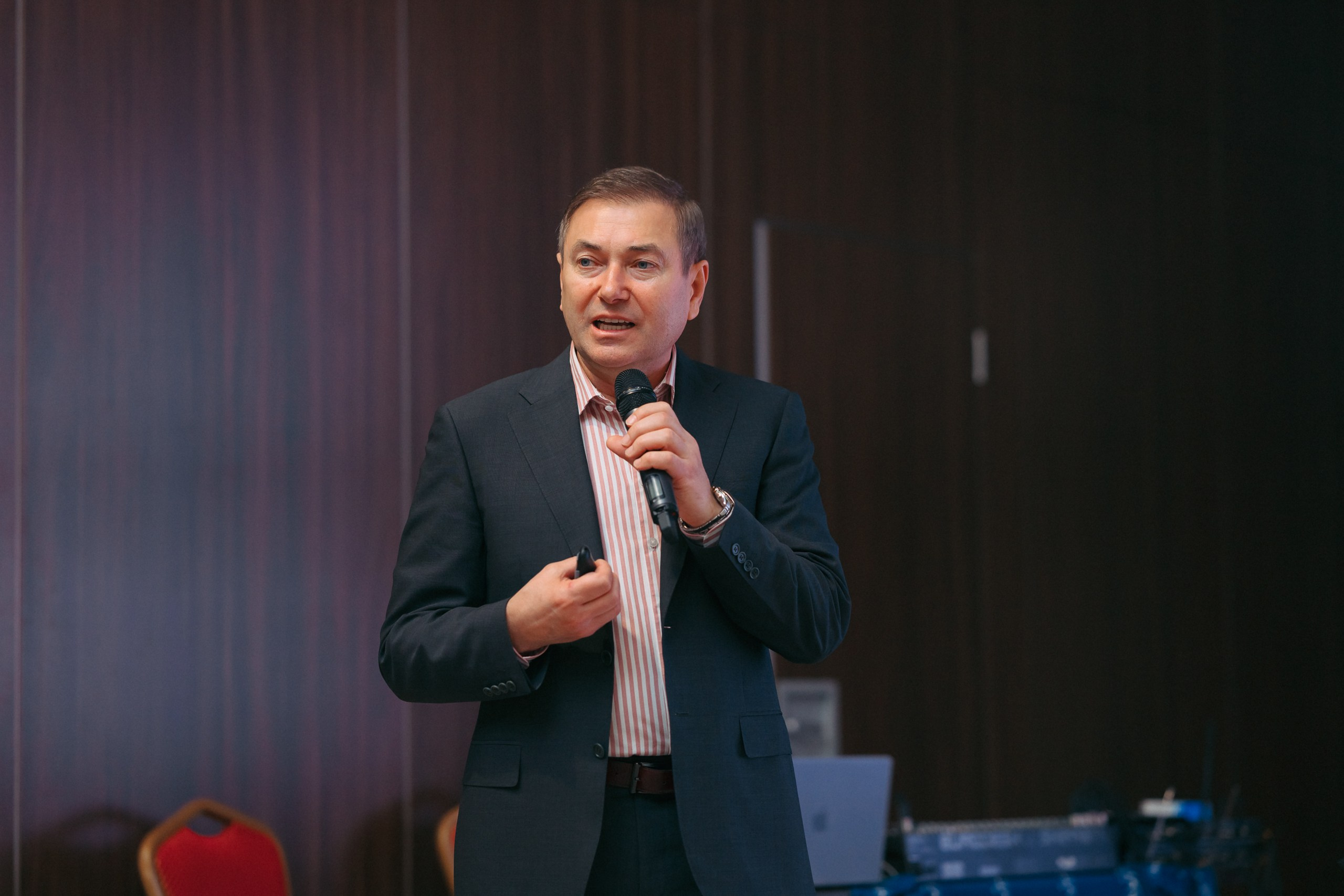 День зрения 2025. Komonev