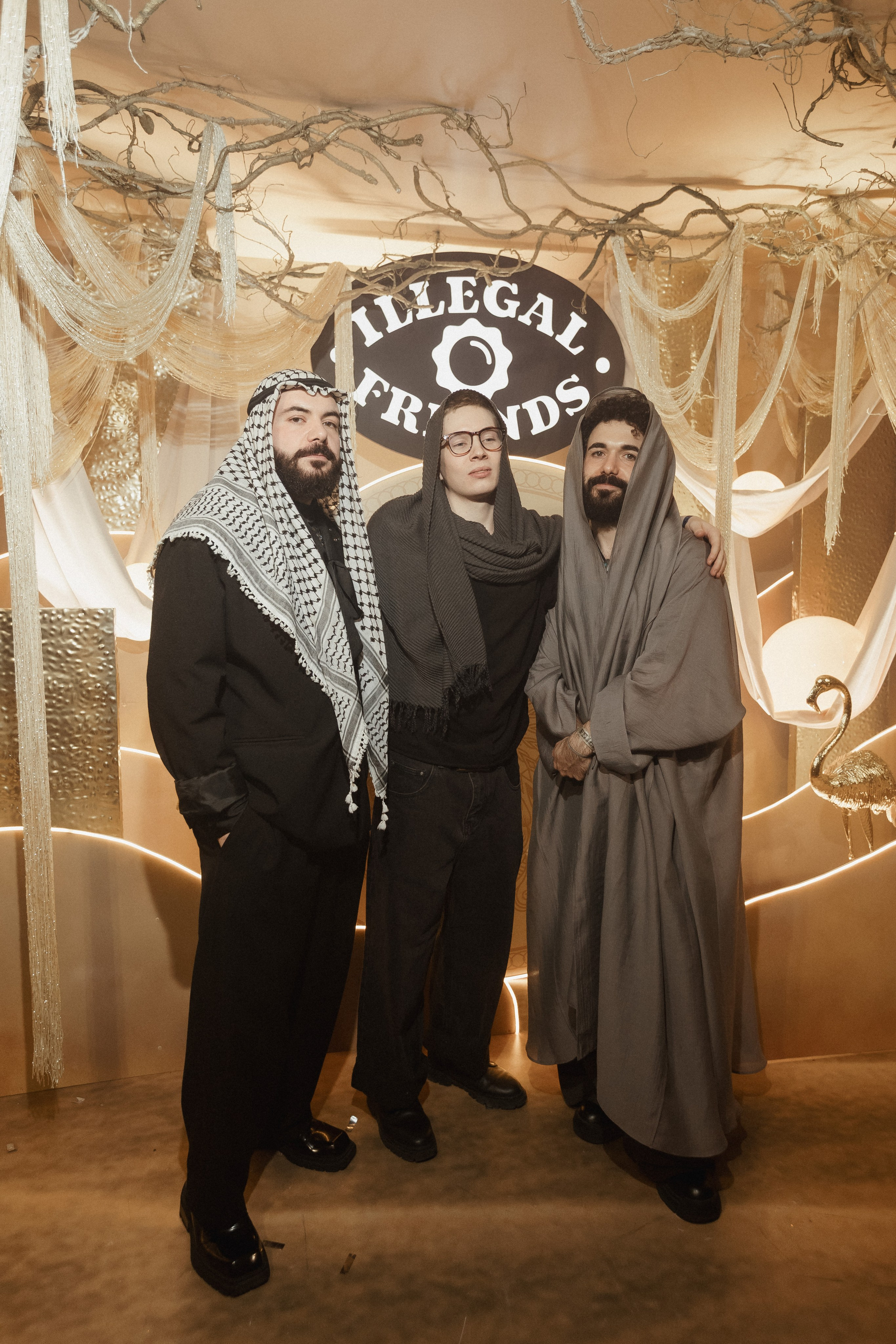 ILLEGAL FRIENDS — MIRAGE [PART II]. СВОИ. ФОТООТЧЕТЫ-СОБЫТИЯ-МЕСТА