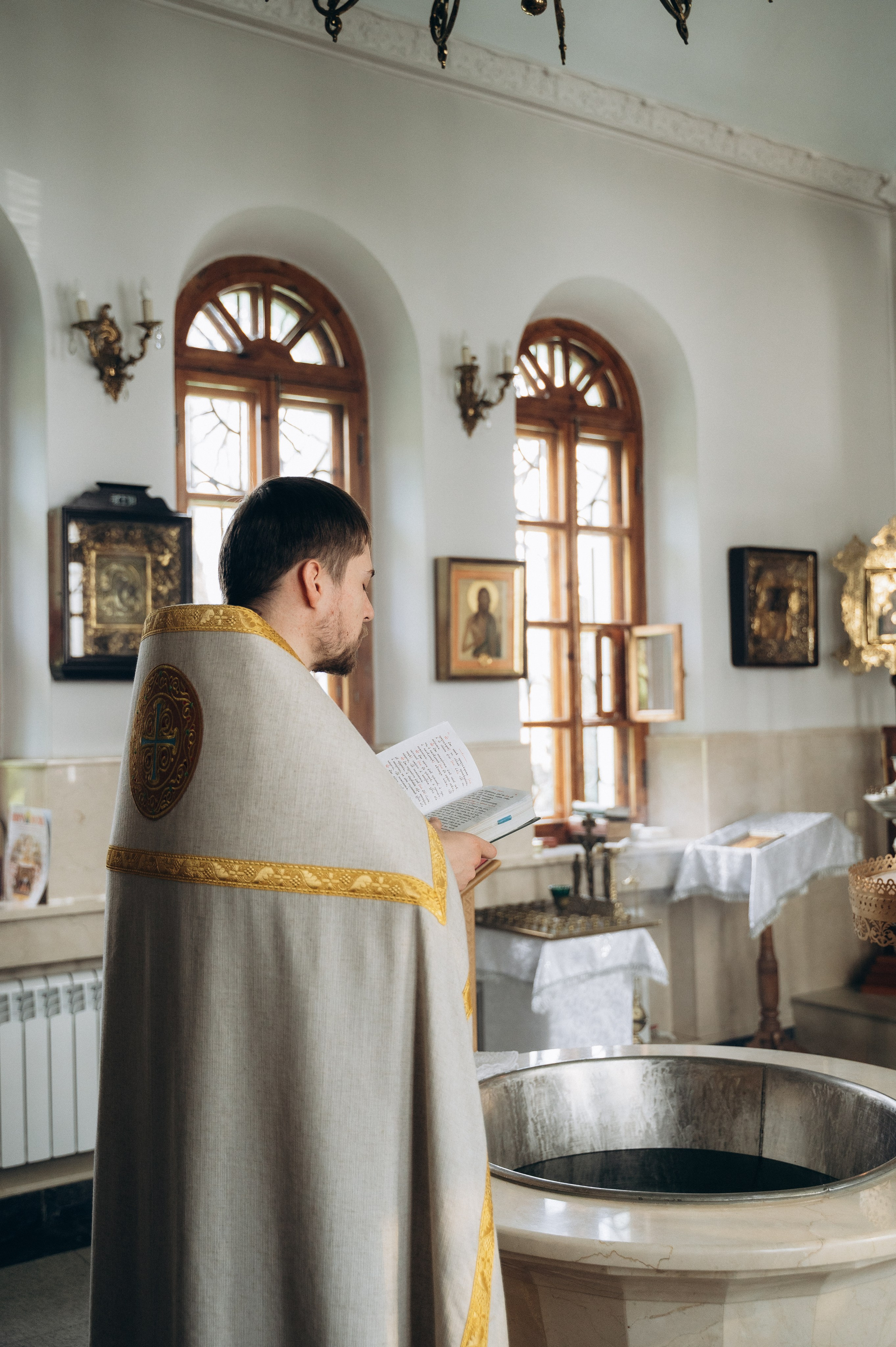Крещение Артура (Храм Марии Магдалины). Семейный фотограф в Минске Дарья Дреко