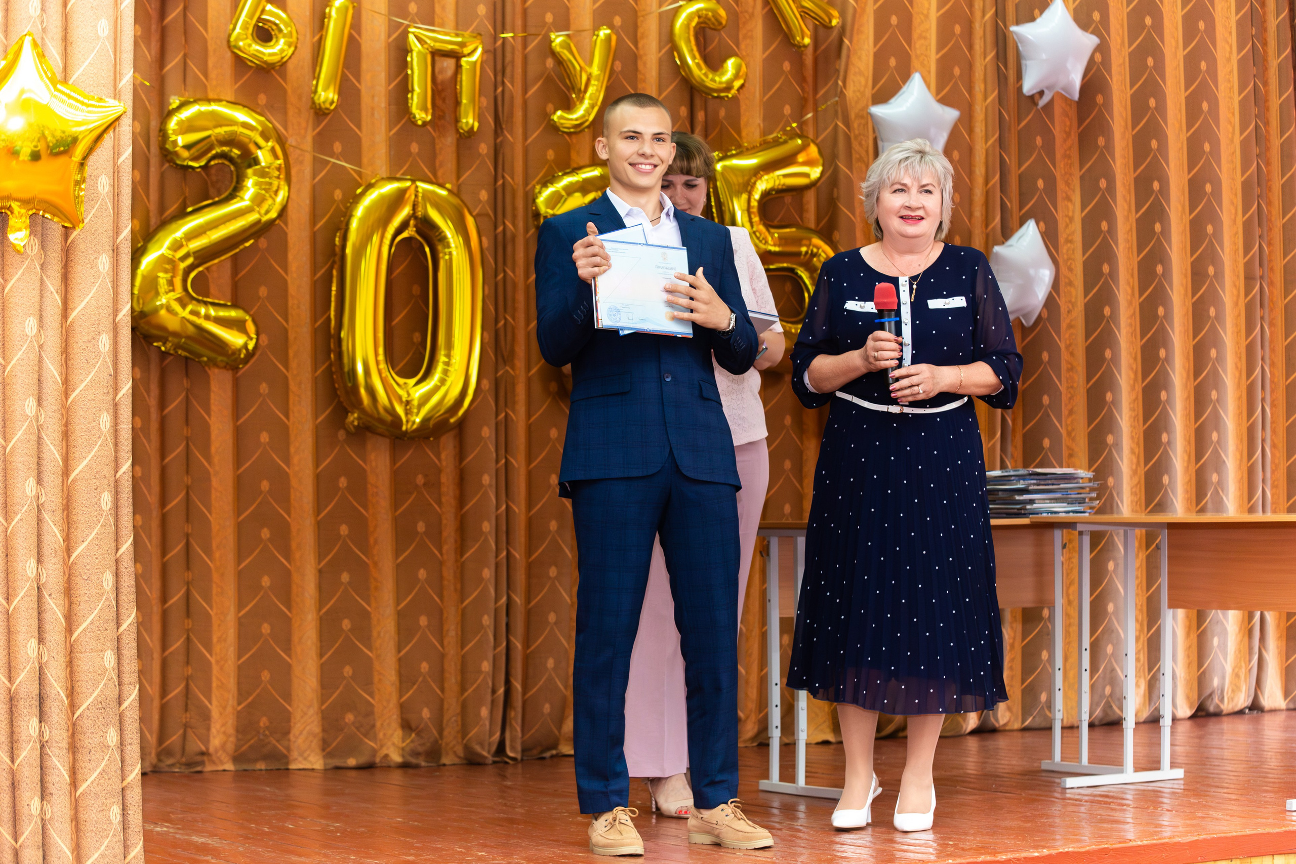 Вручение дипломов 2025 9 ШКОЛА МЦЕНСК. ТВОЙ АЛЬБОМ / ТВОИ ПРАВИЛА