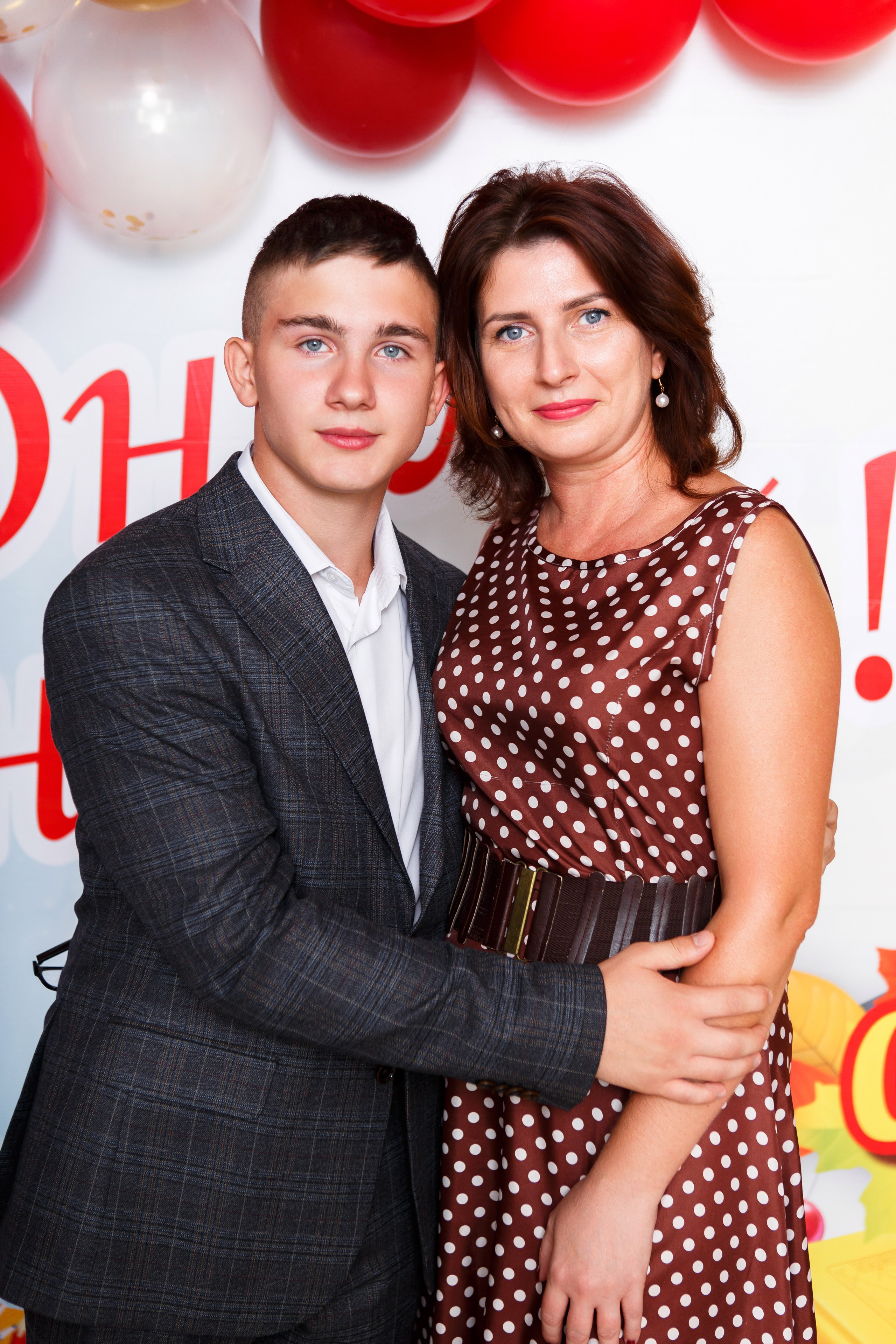 1 СЕНТЯБРЯ 2024 ГОДА — 9 ШКОЛА — ФОТОСЕССИЯ С РОДИТЕЛЯМИ. ТВОЙ АЛЬБОМ / ТВОИ ПРАВИЛА