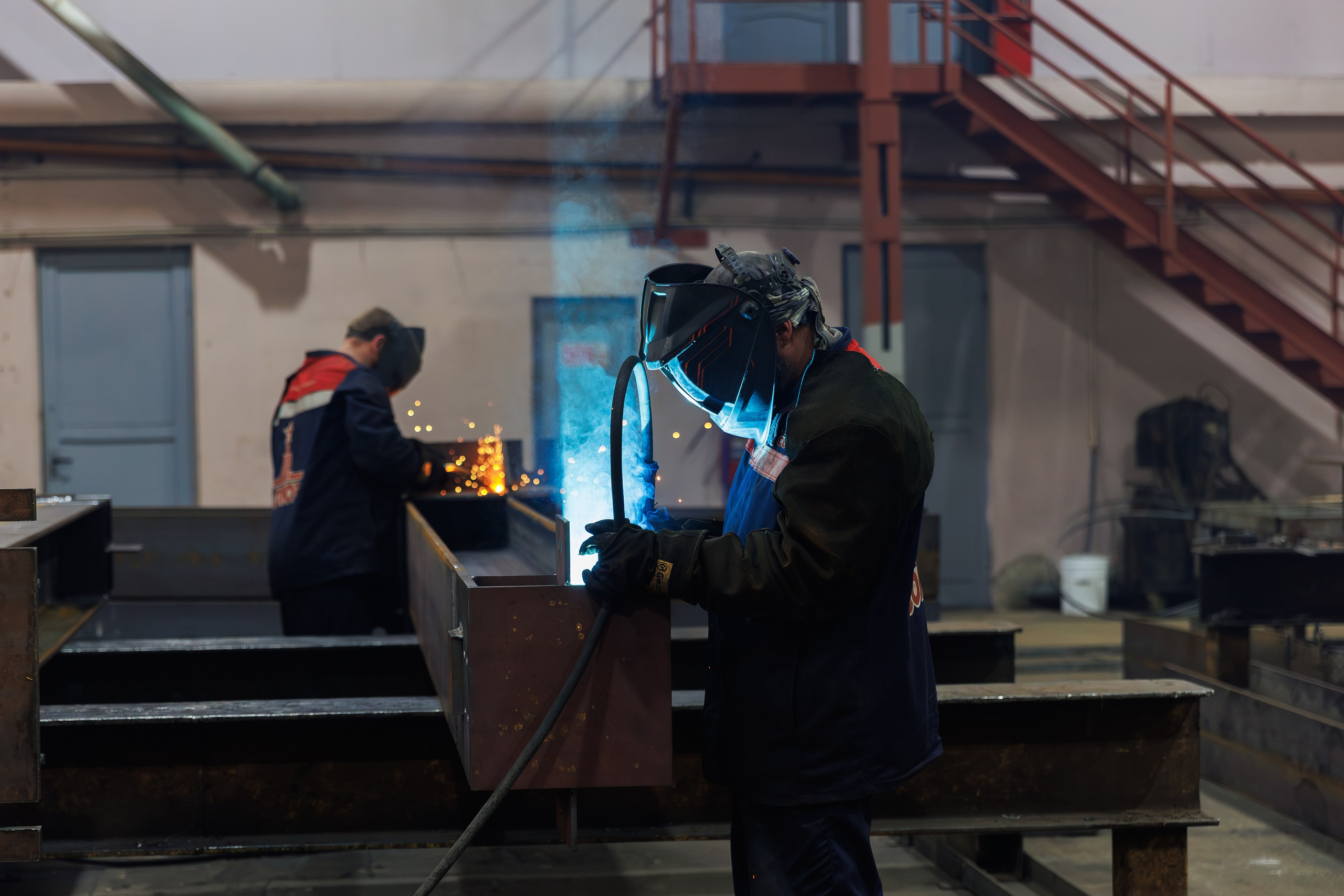 Склады под аренду. Фотосъёмка для бизнеса — предметное фото, репортаж с мероприятий, портреты людей, съёмка интерьера и экстерьера