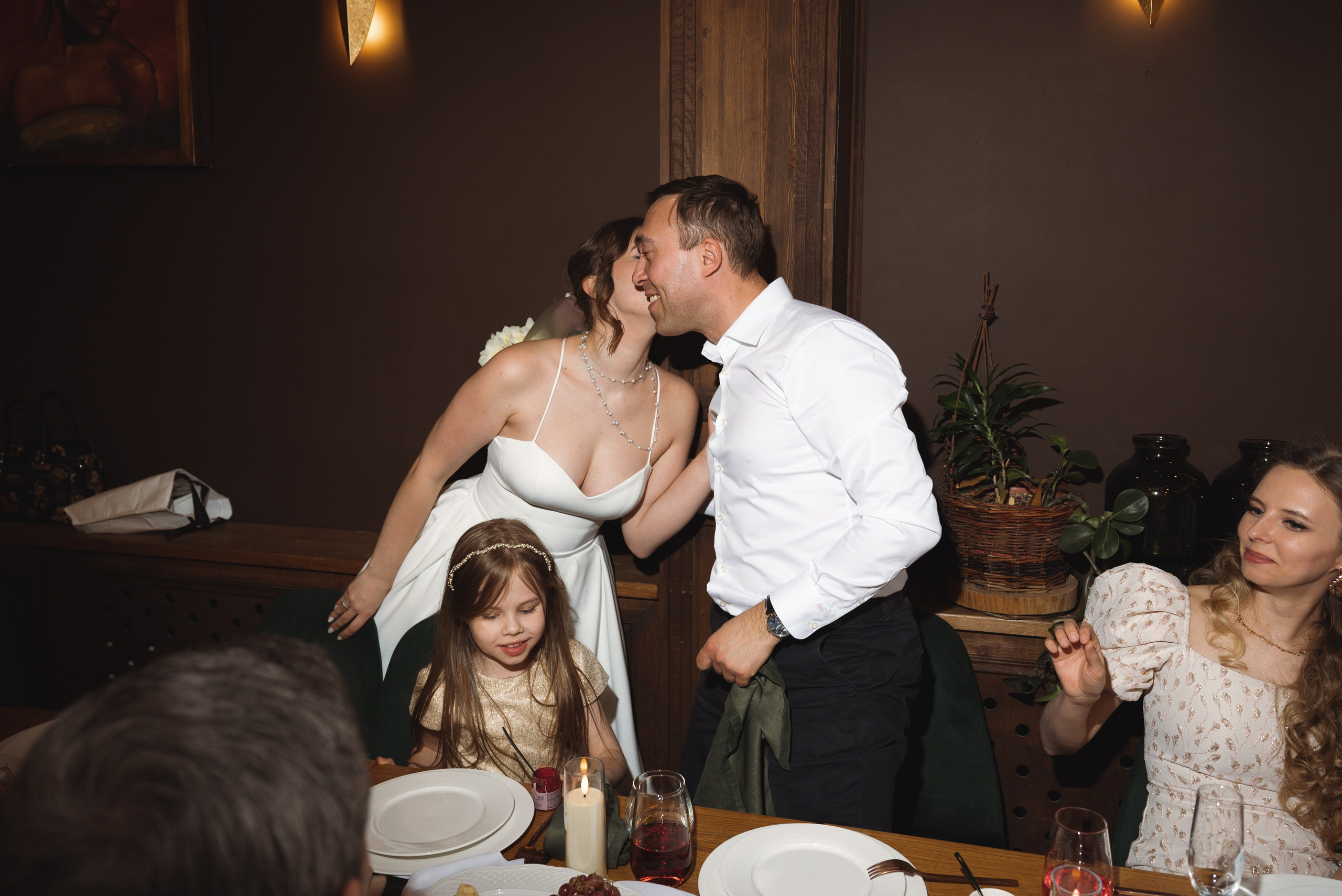 Иван и Ксения. Фотограф Москва Настя Профотовна. Репортажные, свадебные и контент фотосессии