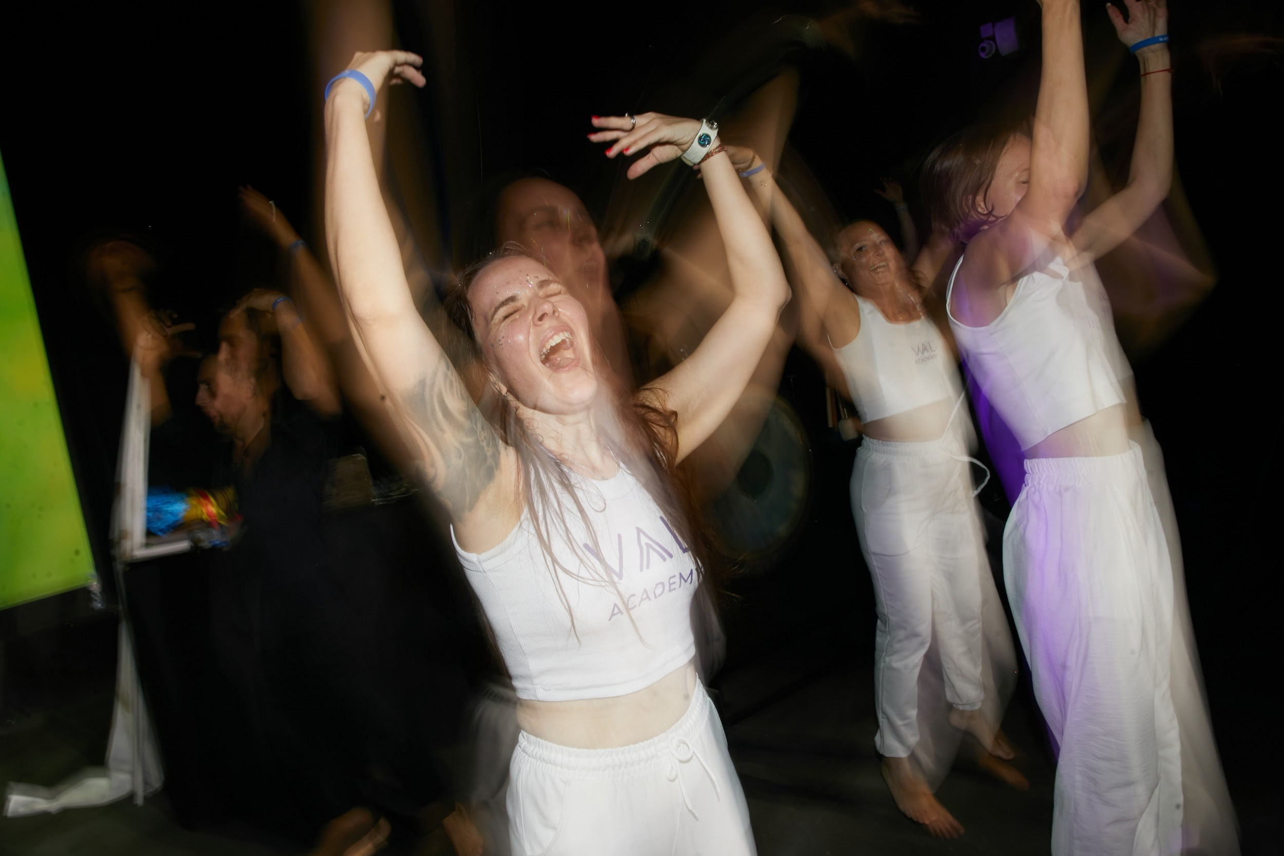 Через хаос — к себе. Крупнейшая в мире динамическая практика. Татьяна Фомичева. Репортажный и светский фотограф в Москве