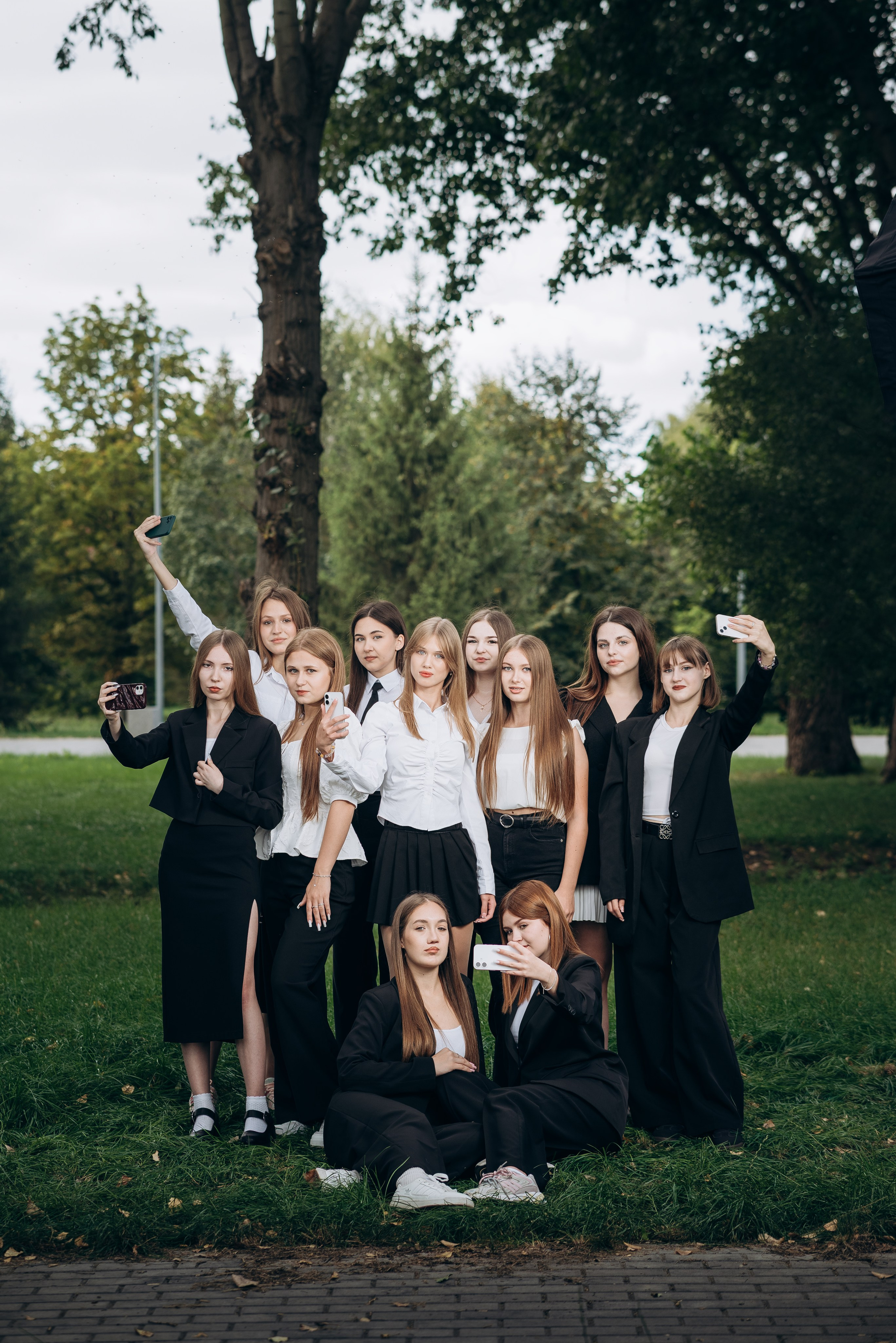 Уличные. Выпускной альбом Воронеж | Студия выпускных альбомов Ностальгия