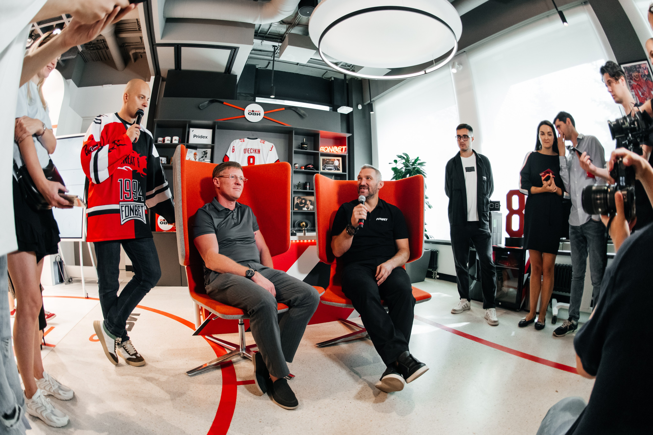 Открытие пространства ОfИС ОВИ х FONBET. ДИНА МИХНЕВА спортивный фотограф Москва