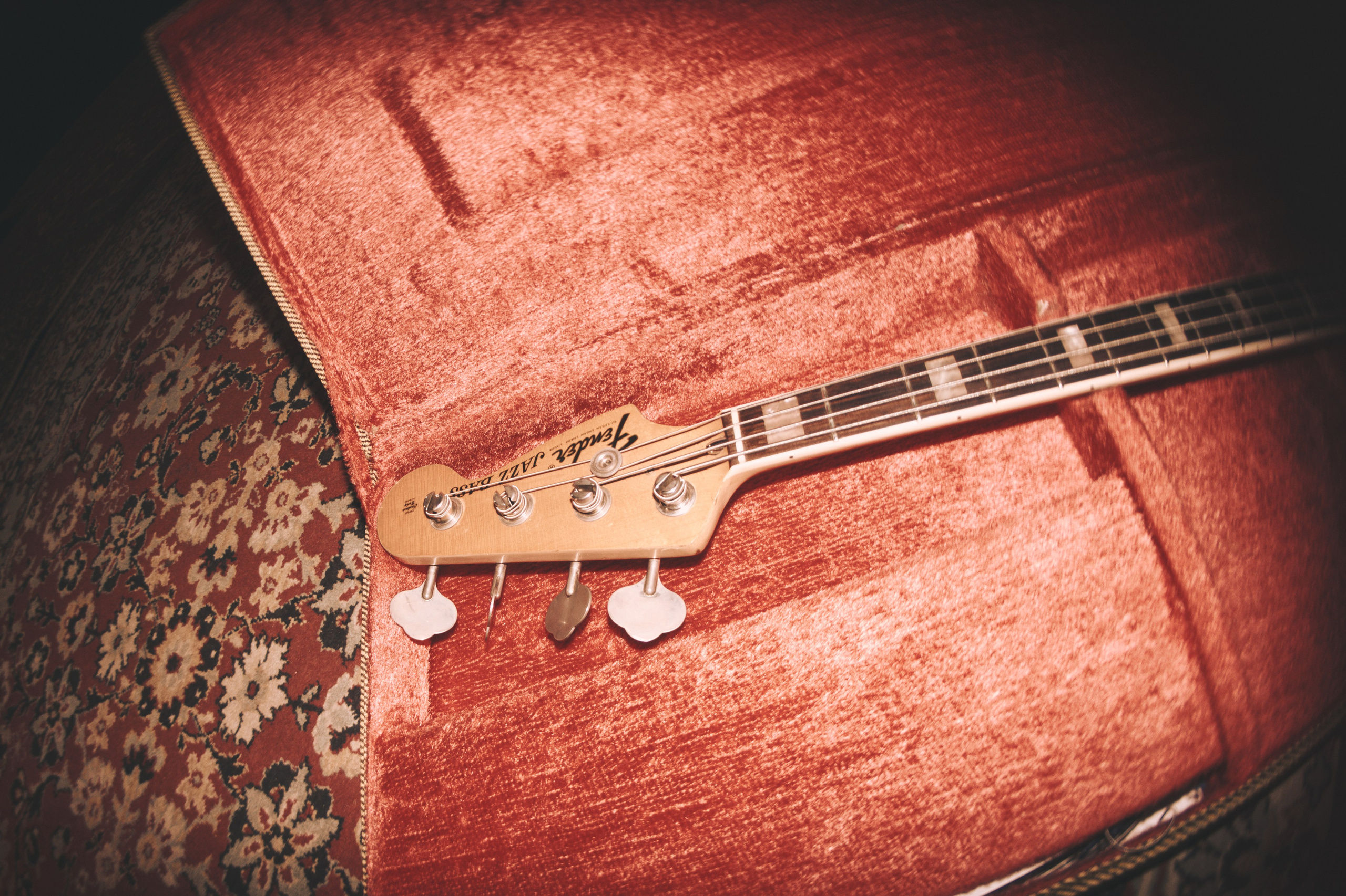 Голова Муэссы/Параметрика — Запись Ретроградного Меркурия. Фотография для артистов