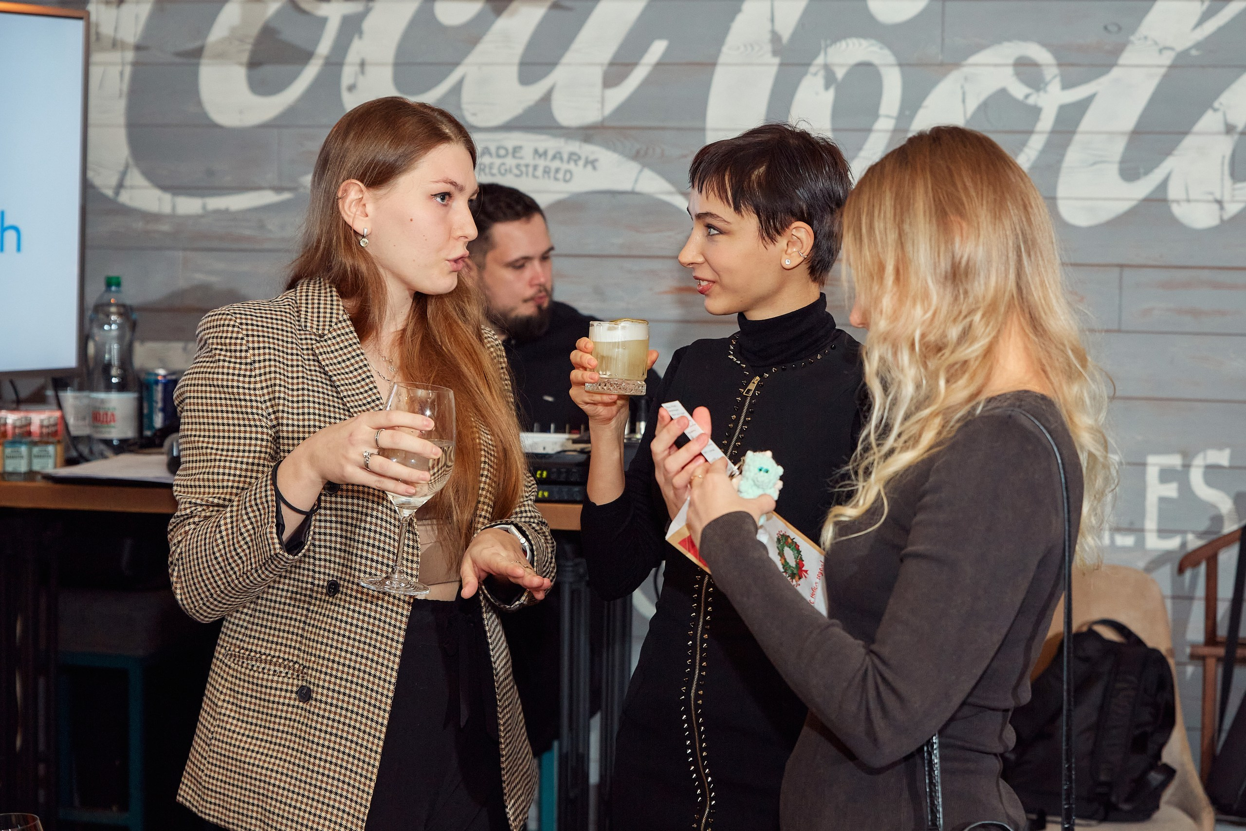 Компании Miraitech-Mavstech / Ресторан MUKKA. Антон Артюшин, портретный фотограф. Москва