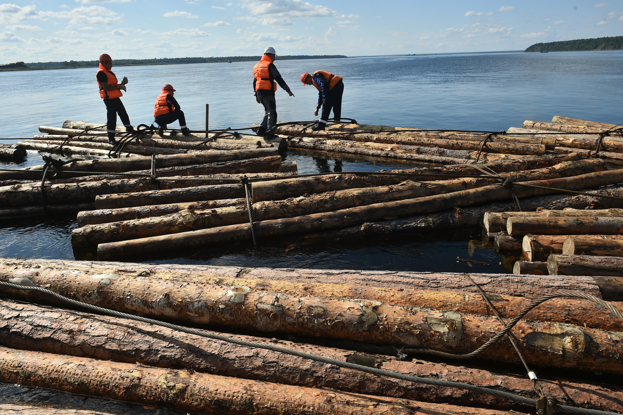 «Пока течет большая вода». Документальный и коммерческий фотограф Влад Некрасов