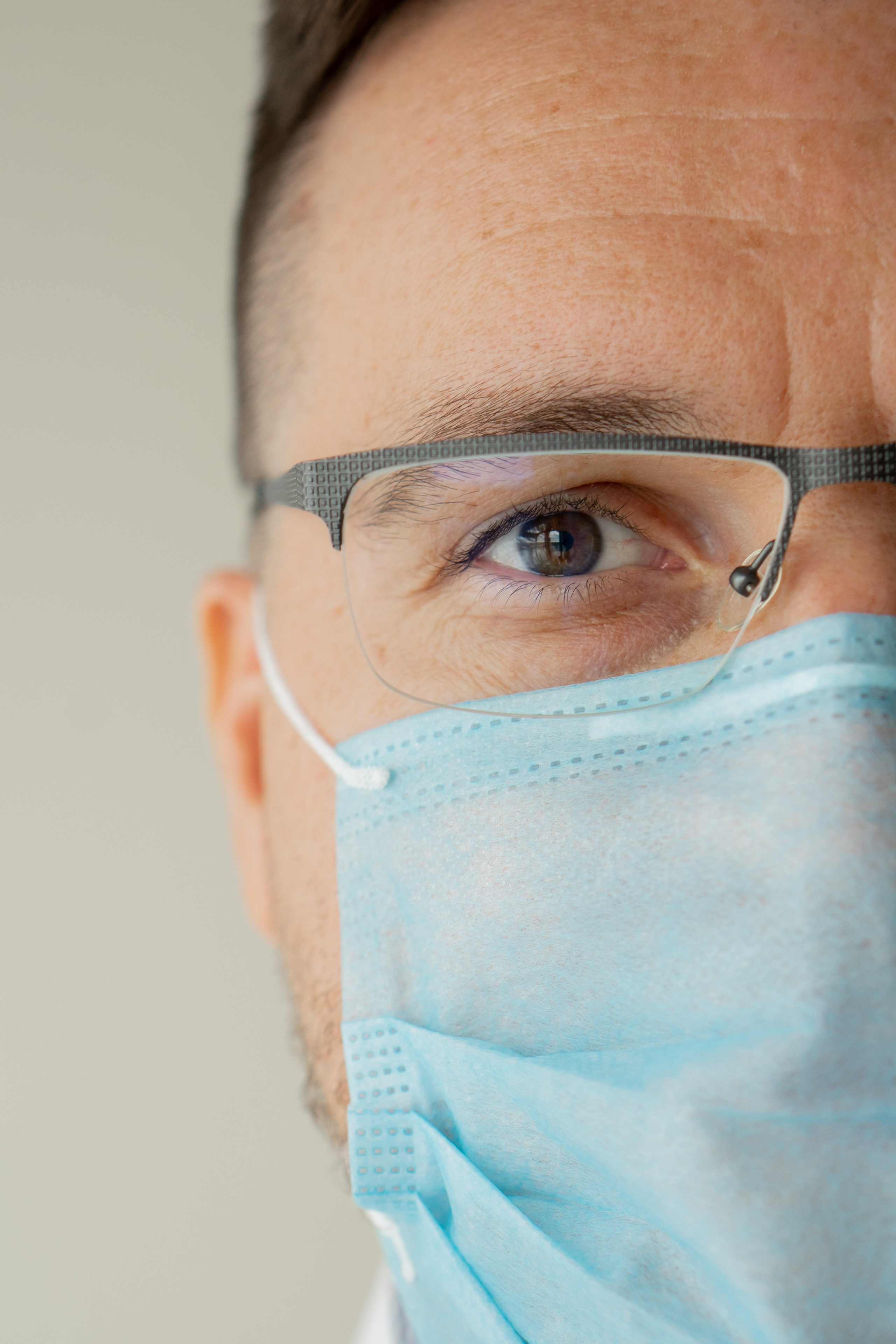 Виктор Хирург-эндокринолог. Фотограф Ольга Игорева