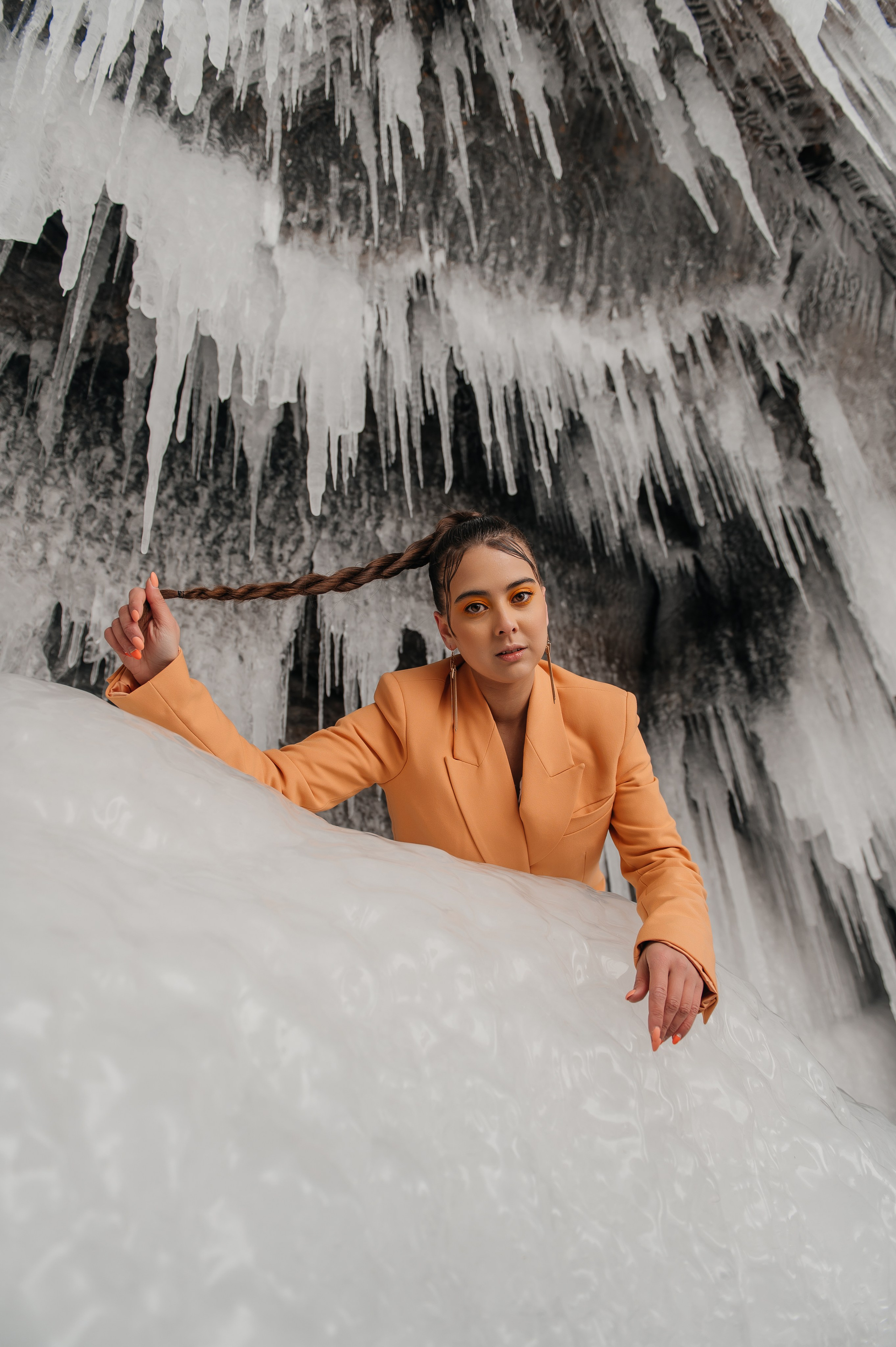 Женская съемка на Байкале. Фотограф Москва и Видеограф Москва