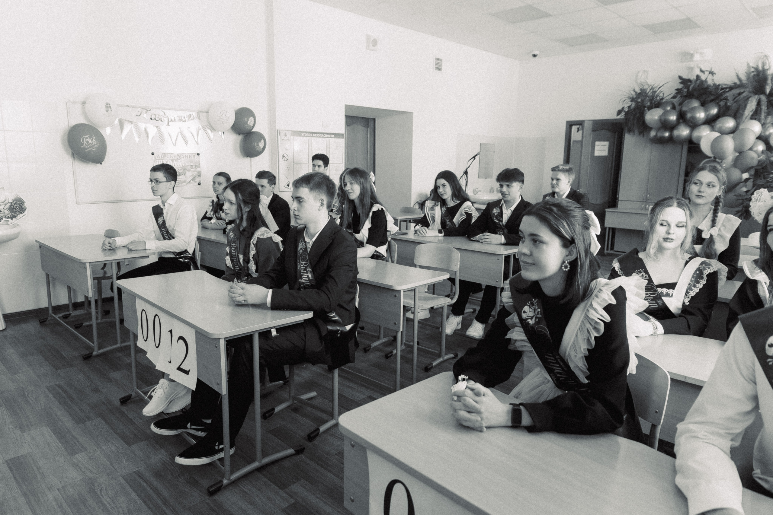 Последний звонок. Фотограф в Кронштадте и Санкт-Петербурге Анастасия Коваленко