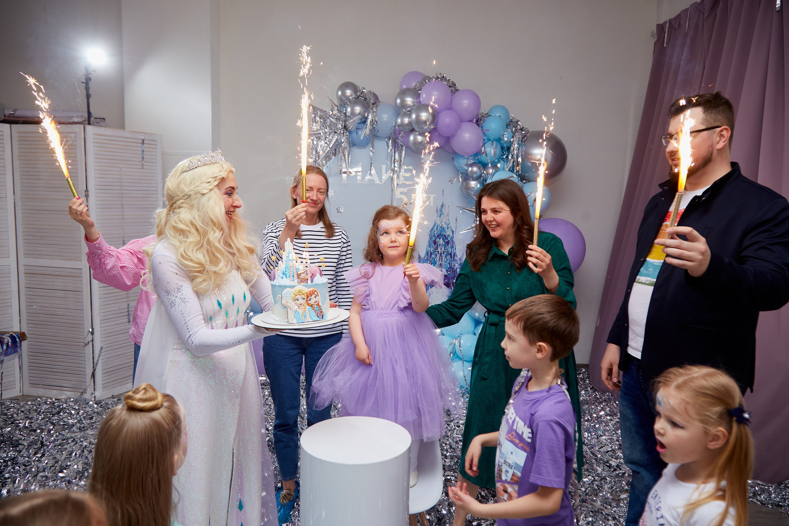 Майя. 5 лет. Детский праздник. Холодное Сердце. Свадебный фотограф Москва и Московская область Борисов Сергей