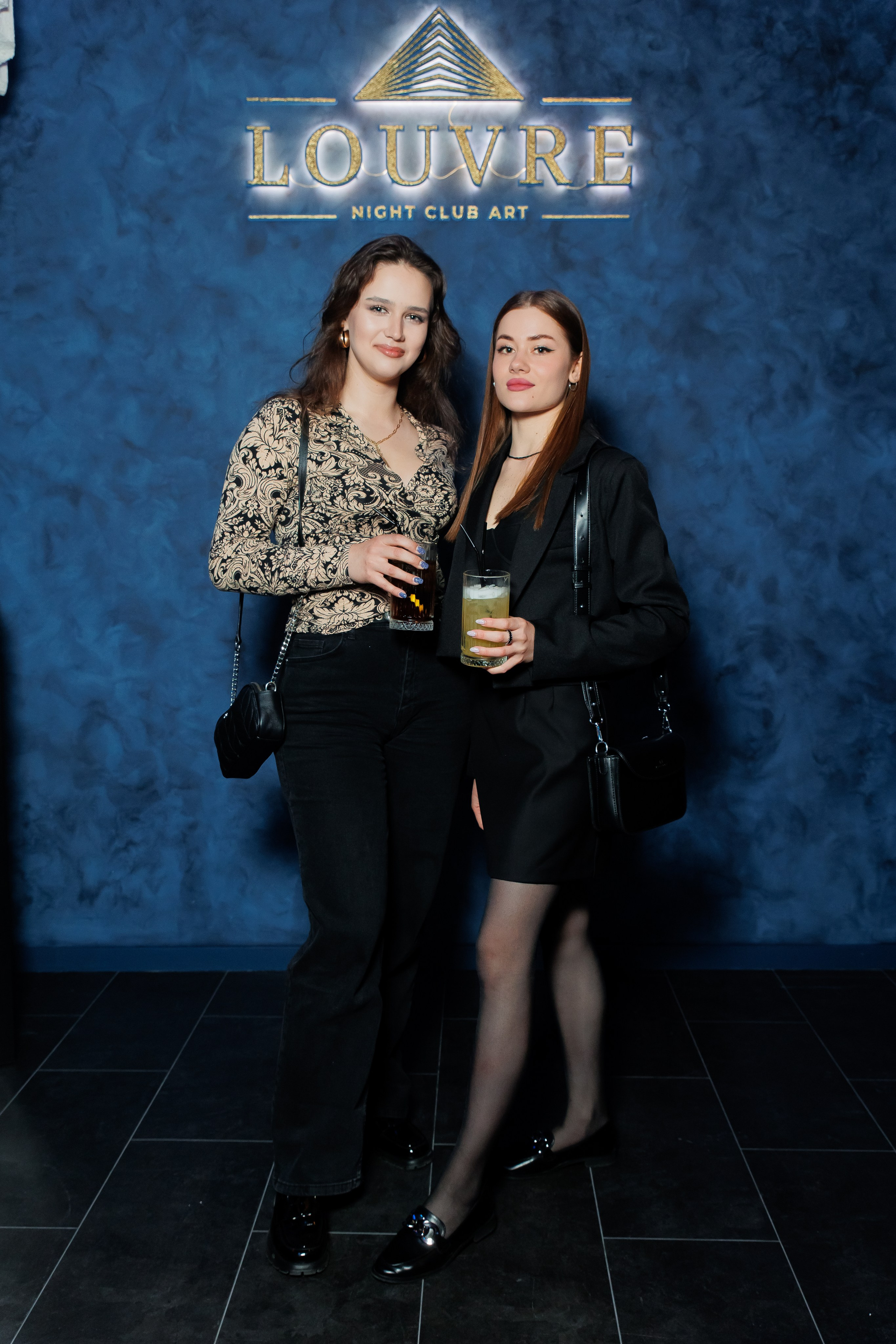 ЛУВР [Открытие Ночного клуба]. СВОИ. ФОТООТЧЕТЫ-СОБЫТИЯ-МЕСТА