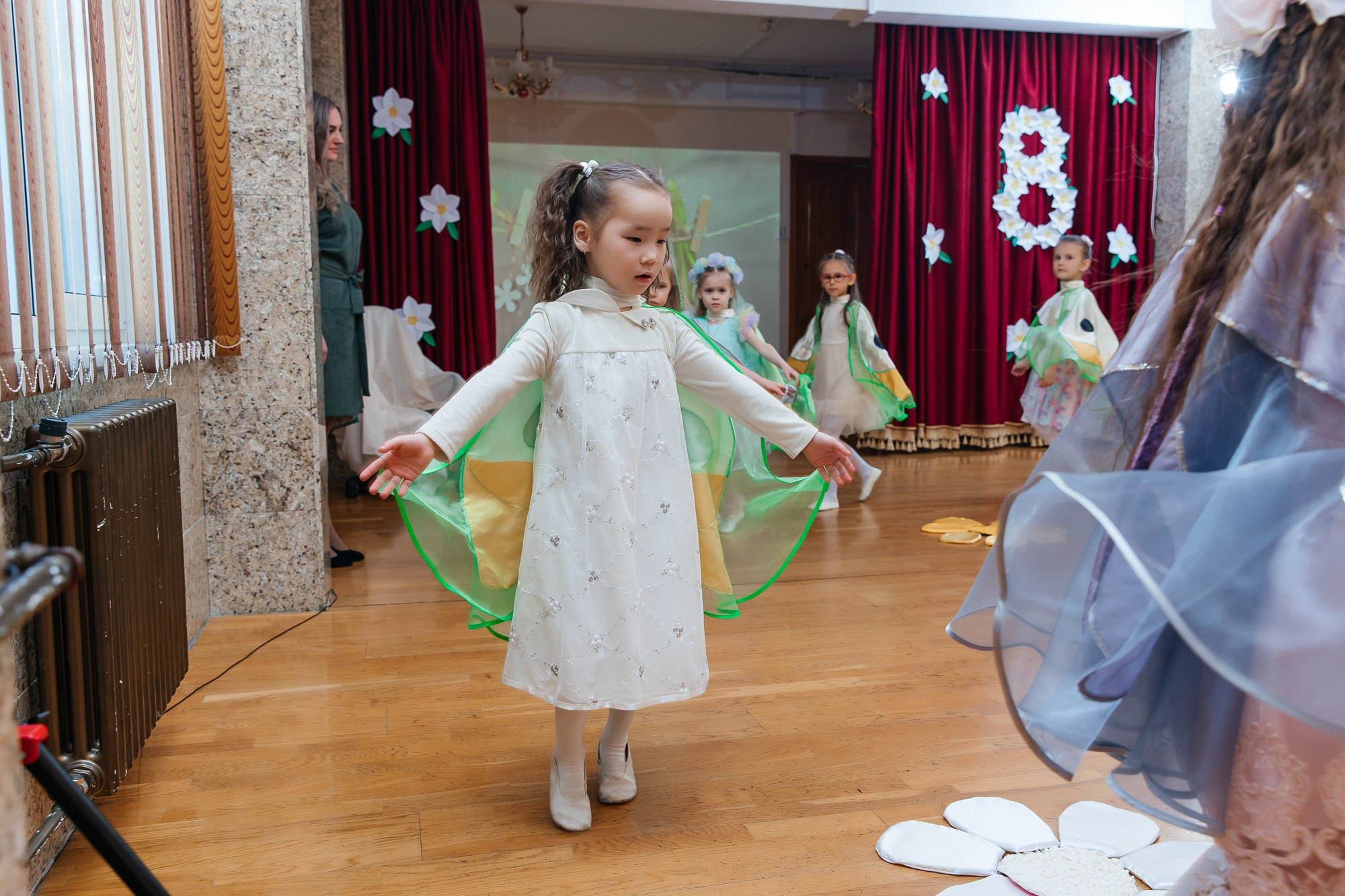 Детский сад № 93 — Утренник (10.03.2023). Свадебный и семейный фотограф Крамар Наталья
