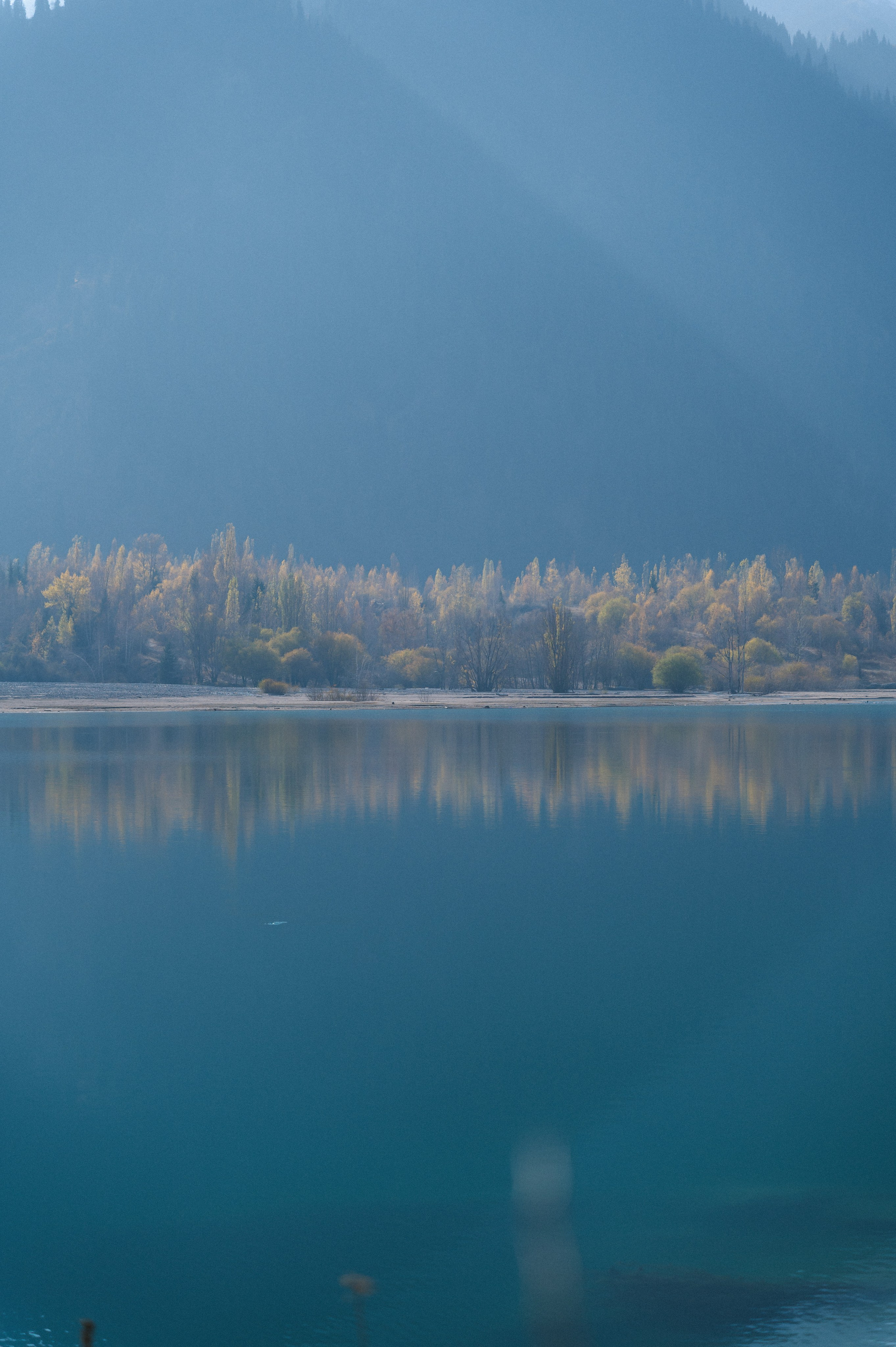 Озеро Иссык, осень 2025. Фотограф в Алматы — Дарья Фёдорова