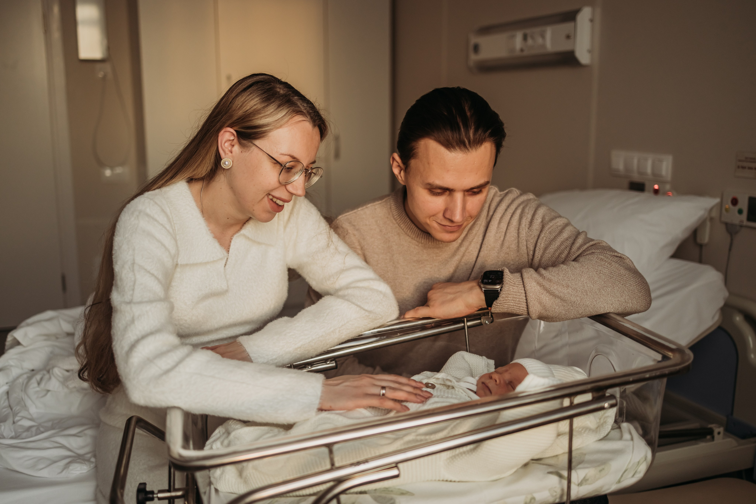 Выписка из родильного дома. Фотограф родов выписка новорожденных Санкт-Петербург