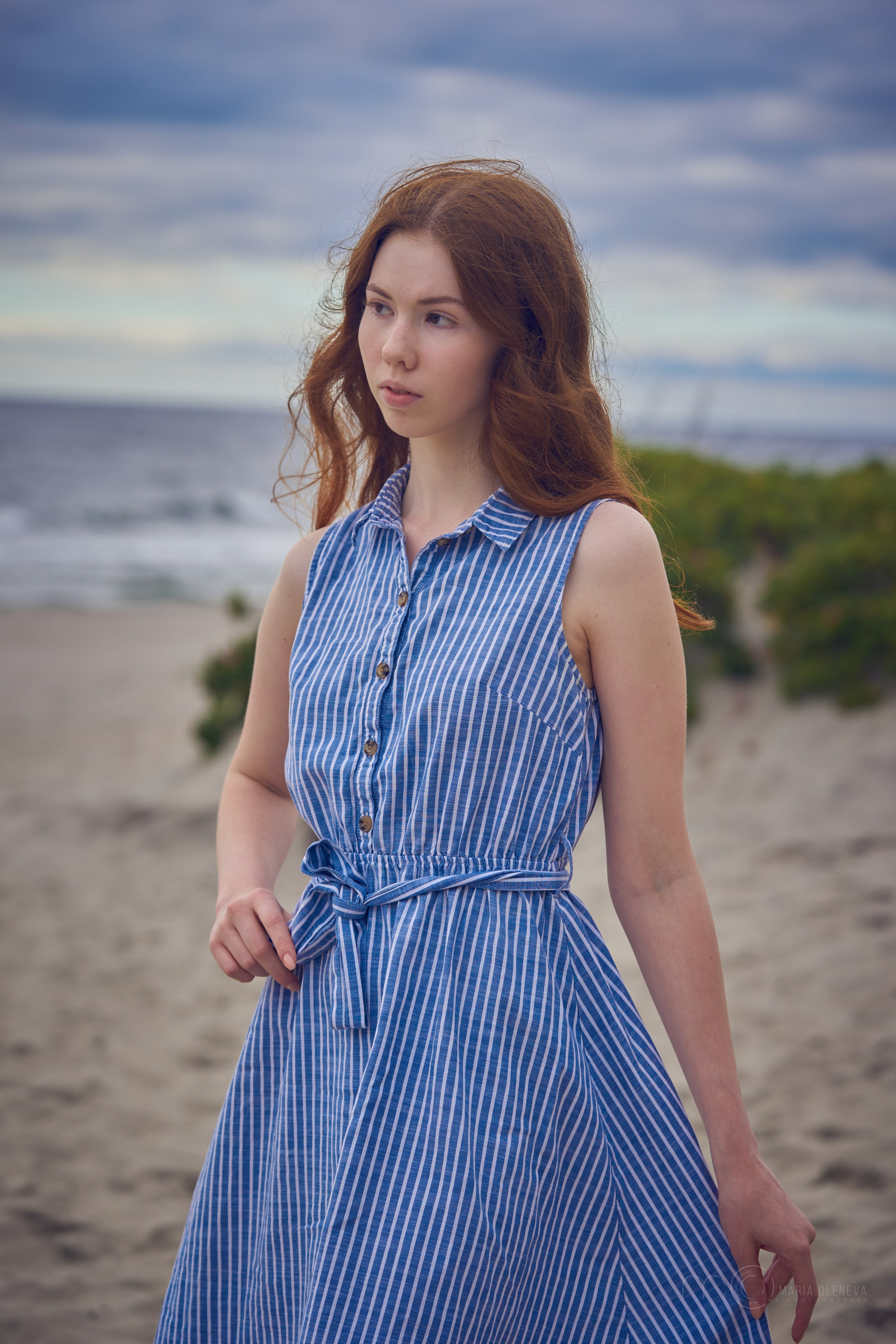 Полина и море. Фотограф Мария Оленева