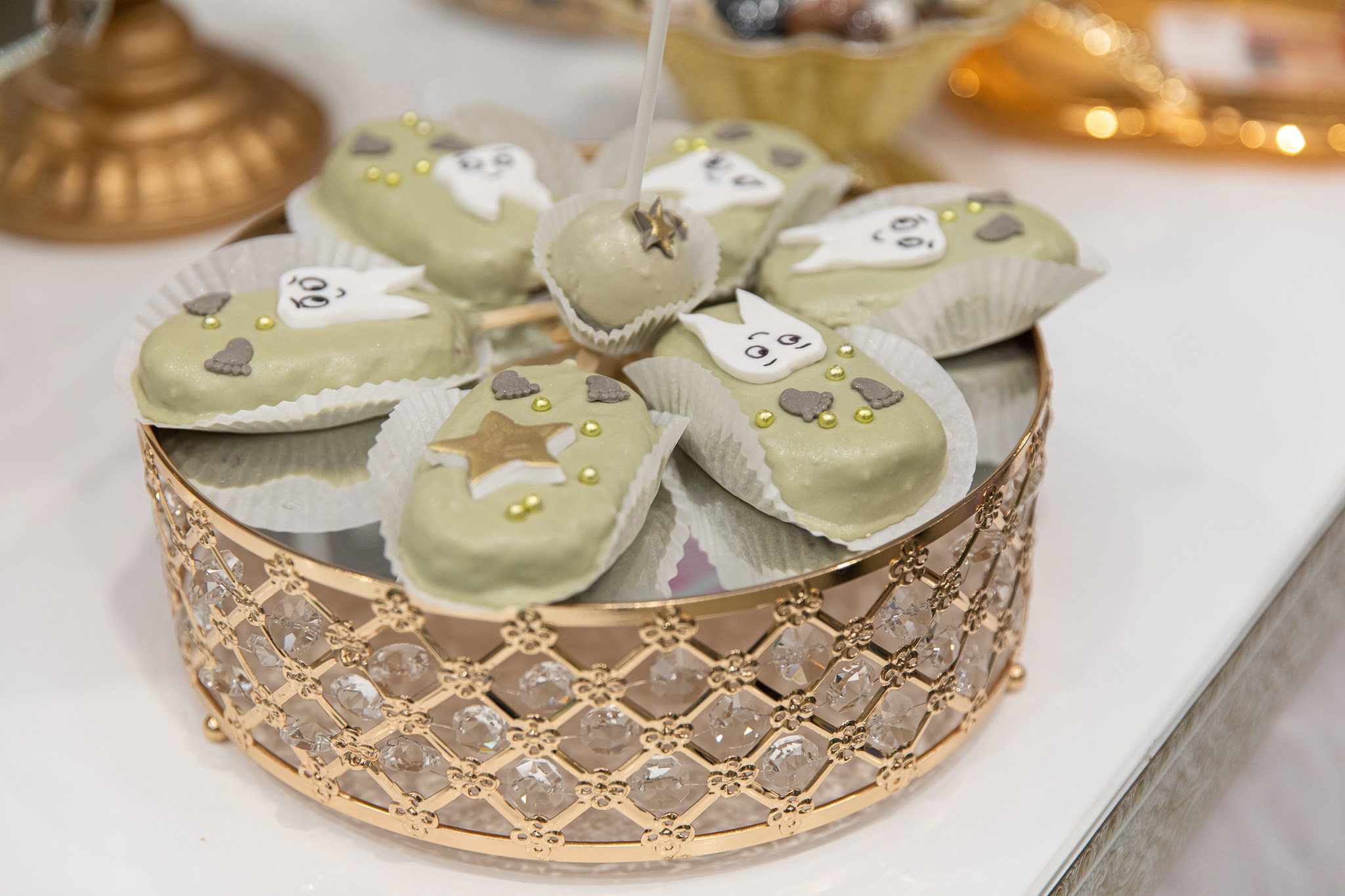 Первый зубик Али. Фотограф Татьяна Генева