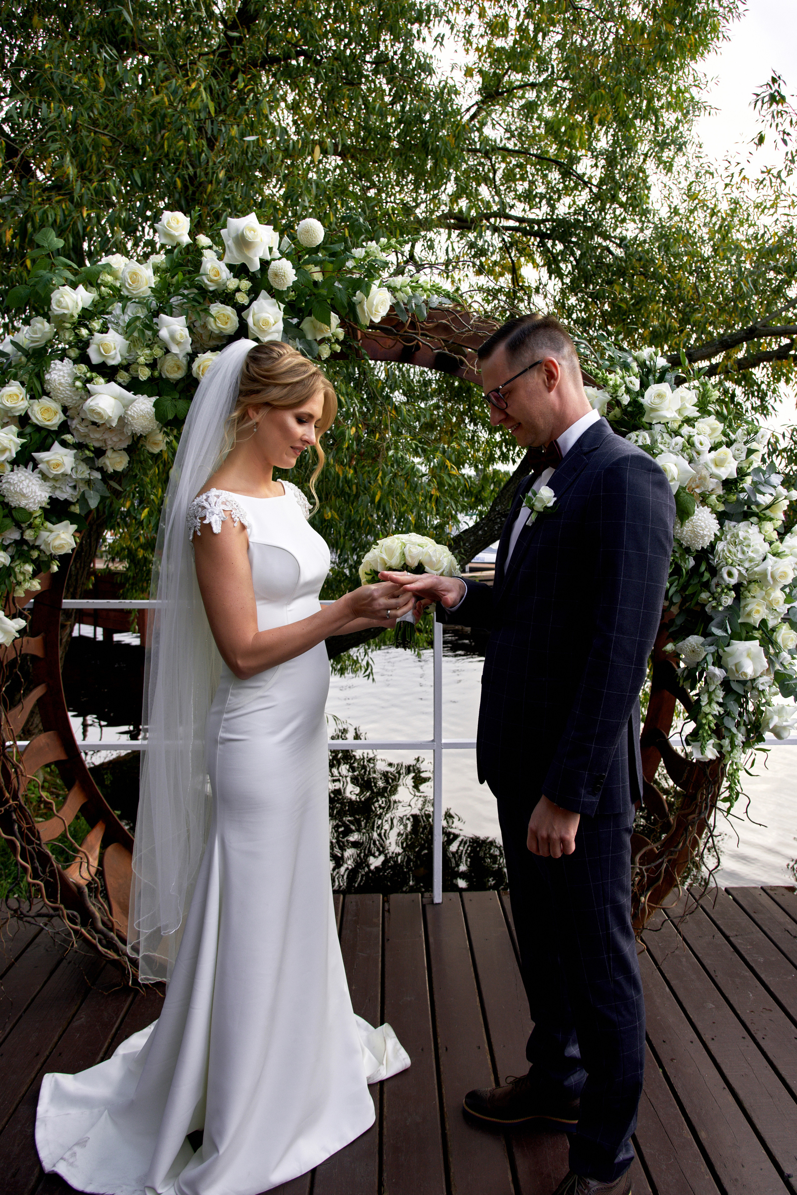 Свадебная фотосессия Яхт-клуб Нептун. Свадебный фотограф в Москве Станислав Донченко