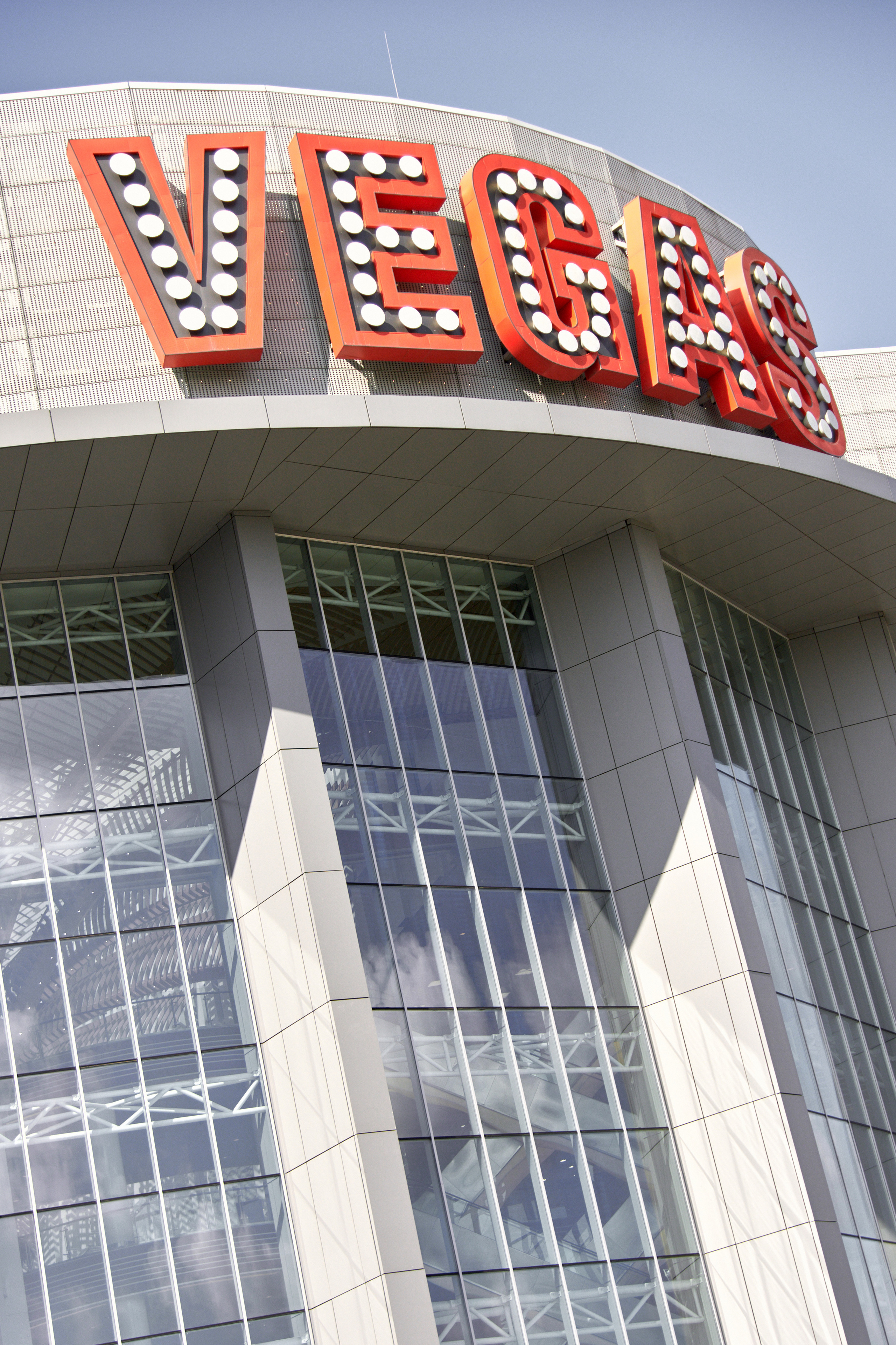 Свадебная фотосессия Яхт-клуб Нептун. Свадебный фотограф в Москве Станислав Донченко