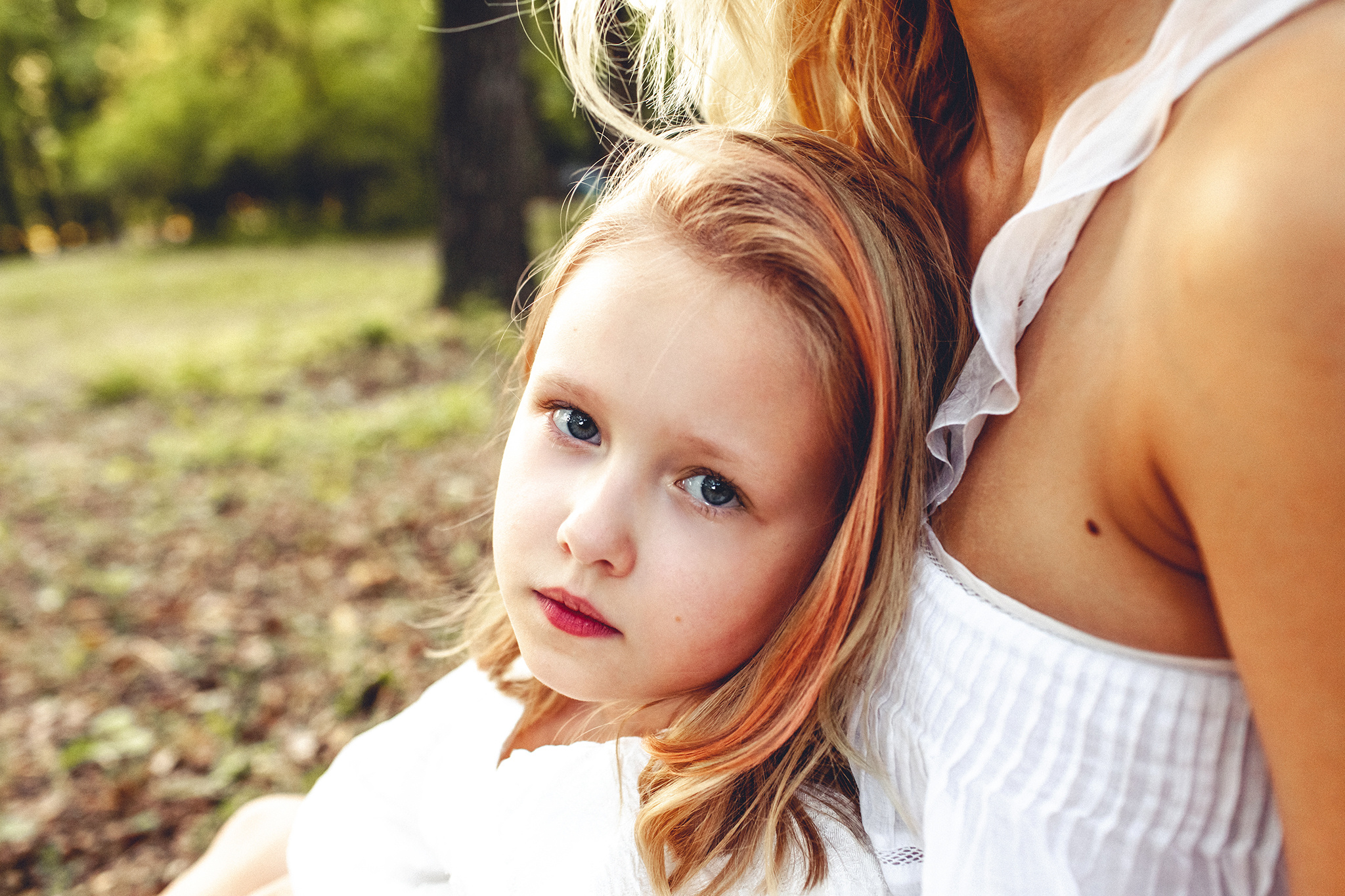 Янтарный свет в Загородном парке. Детский фотограф в Самаре