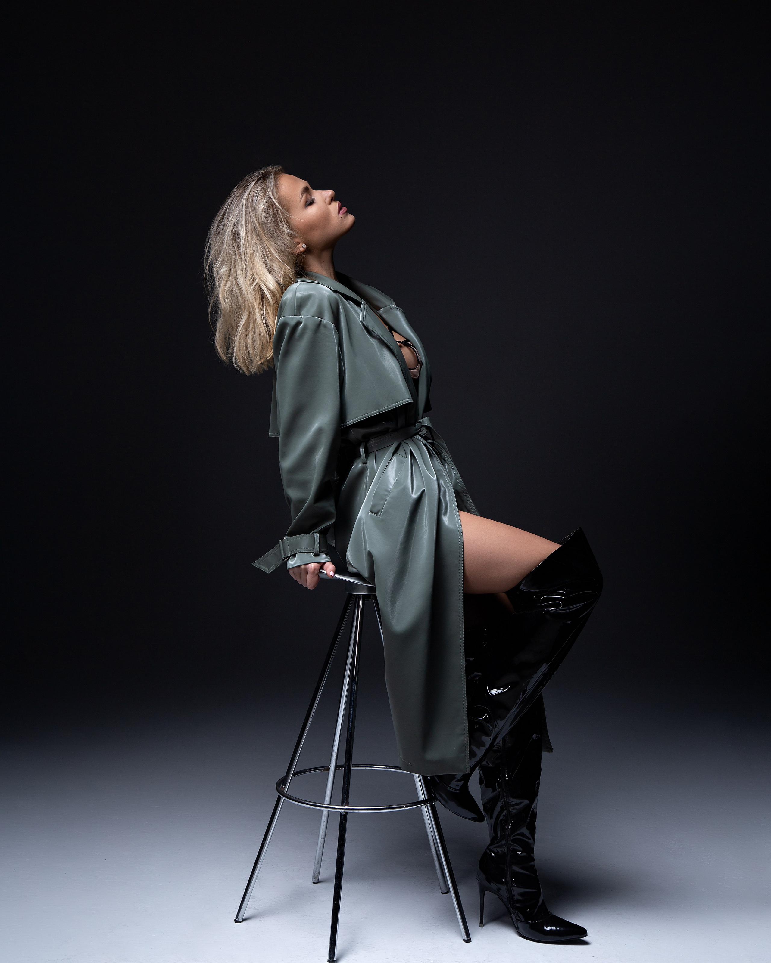 Студия. Портретный Студийный и уличный фотограф Москва. Индивидуальные, Семейные, Беременность, Будуар, Каталог, контент съемки для блога и бизнеса